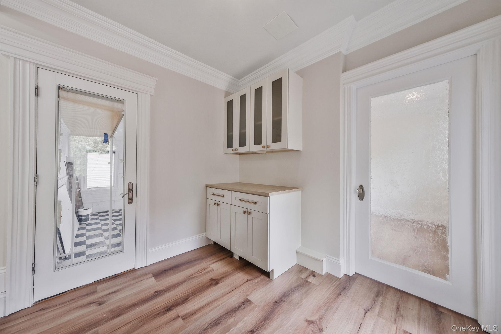 6 Robert Court Property Photo 21