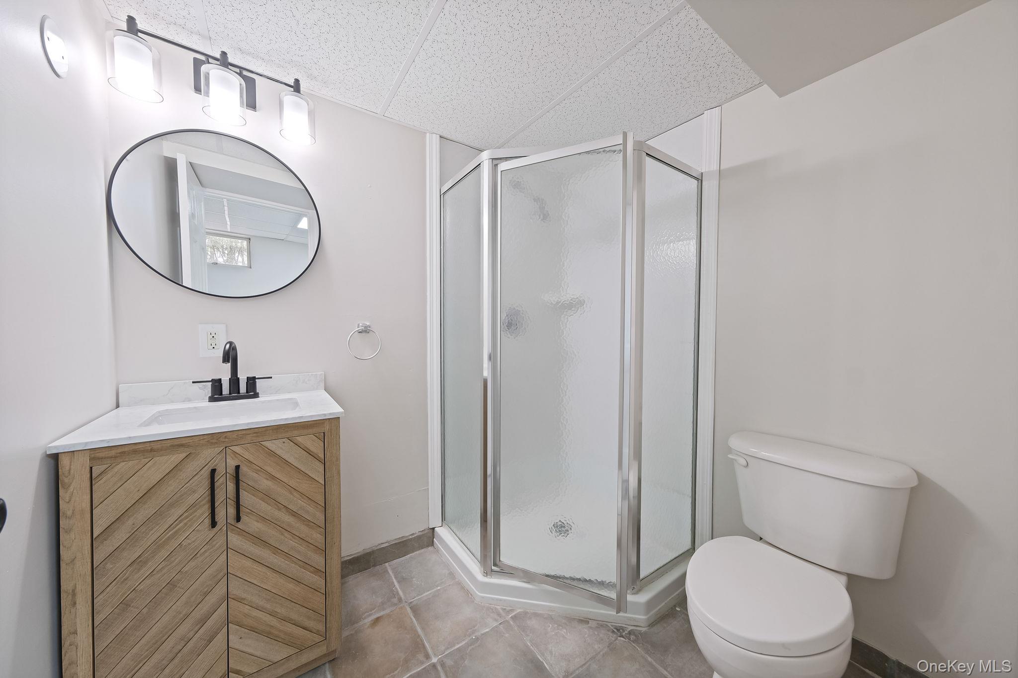 6 Robert Court Property Photo 41
