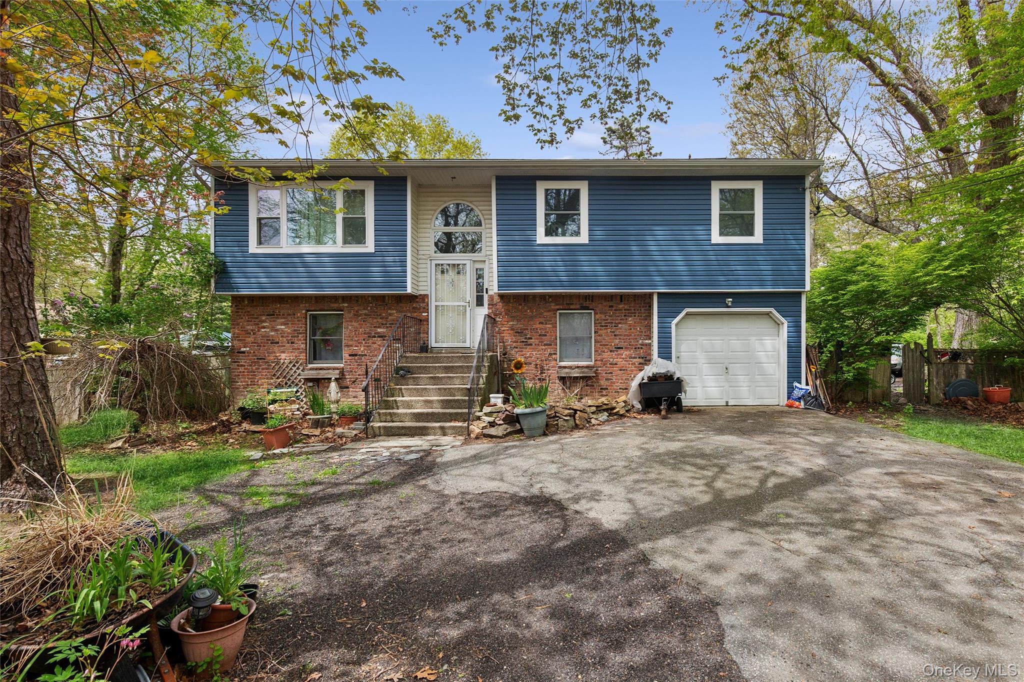 64 Giant Oak Road Property Photo 1