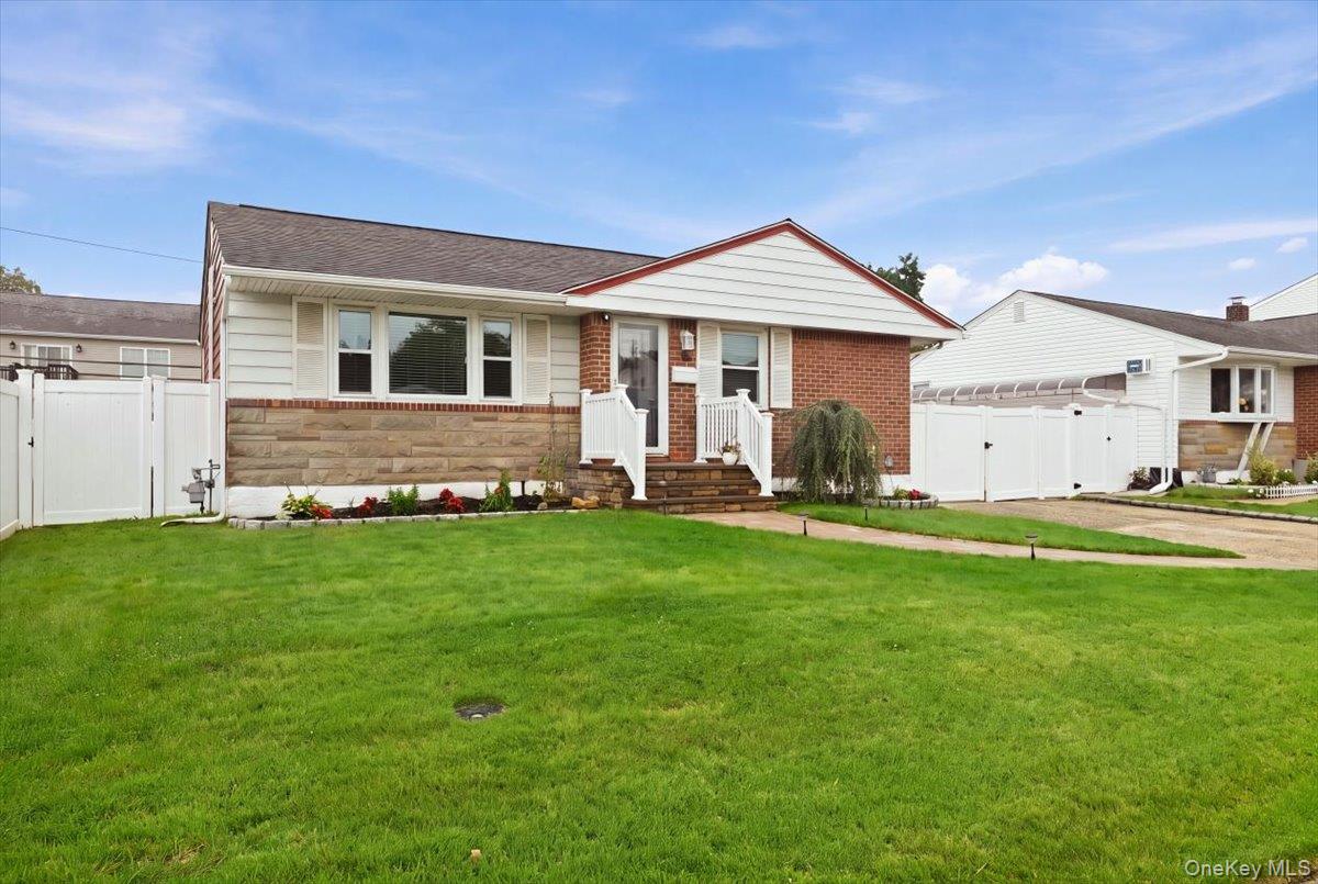 16 Buckner Avenue Property Photo 1