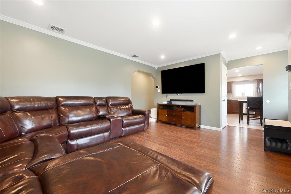 16 Buckner Avenue Property Photo 3
