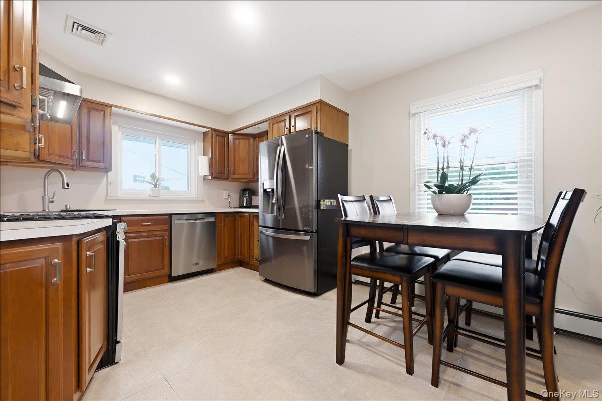 16 Buckner Avenue Property Photo 6