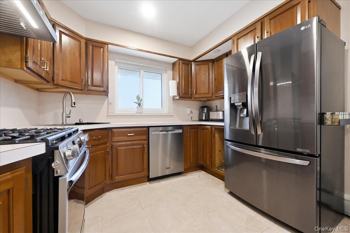 16 Buckner Avenue Property Photo 7