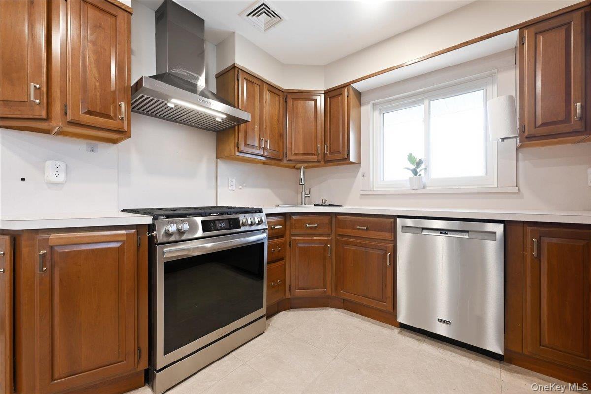 16 Buckner Avenue Property Photo 9