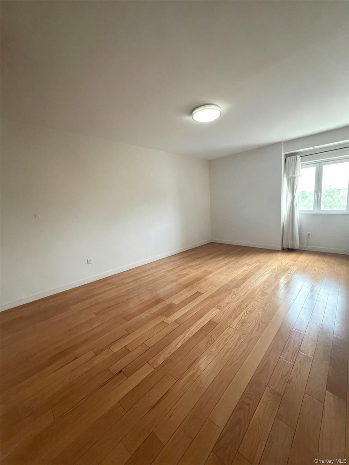 15815 Union Turnpike 4c Property Photo 3