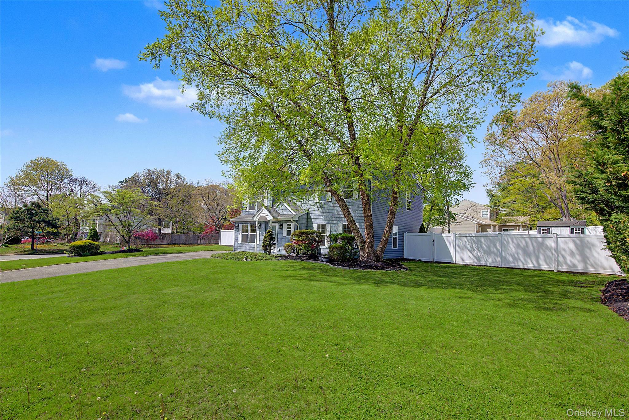 6 Lyons Lane Property Photo 3