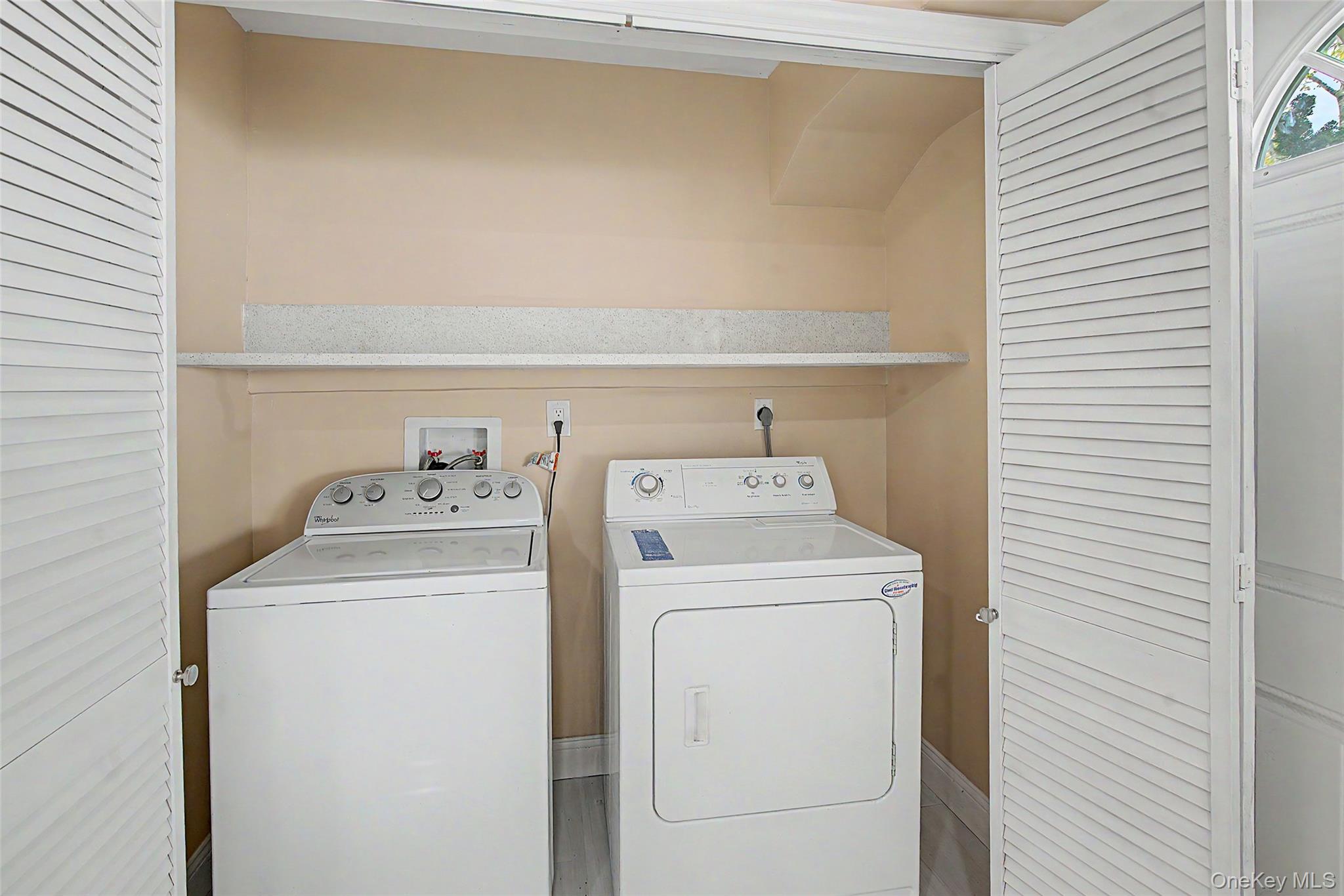 6 Lyons Lane Property Photo 13