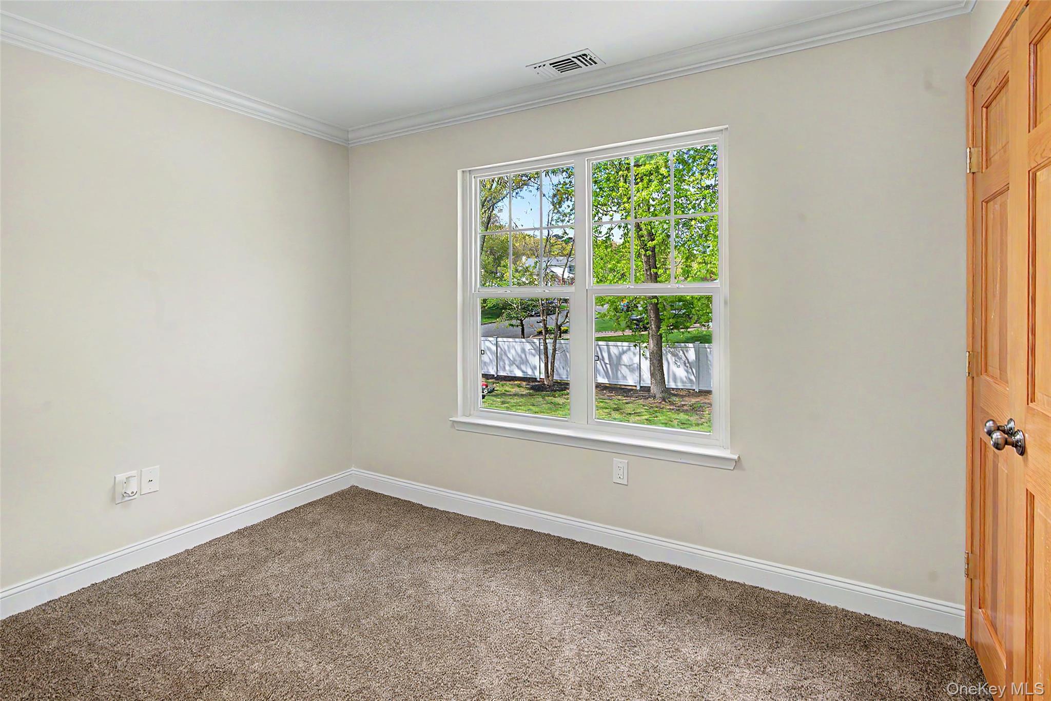 6 Lyons Lane Property Photo 23