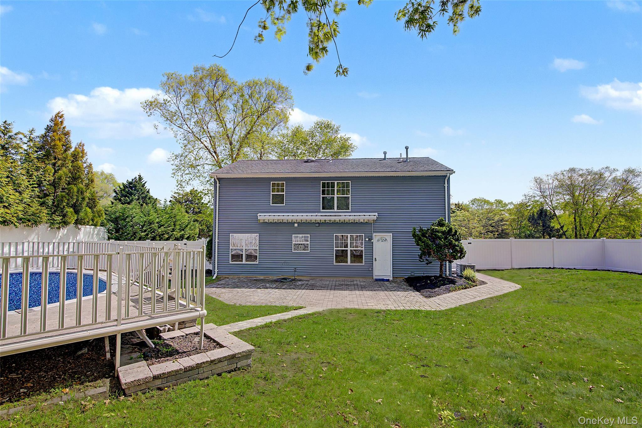6 Lyons Lane Property Photo 32
