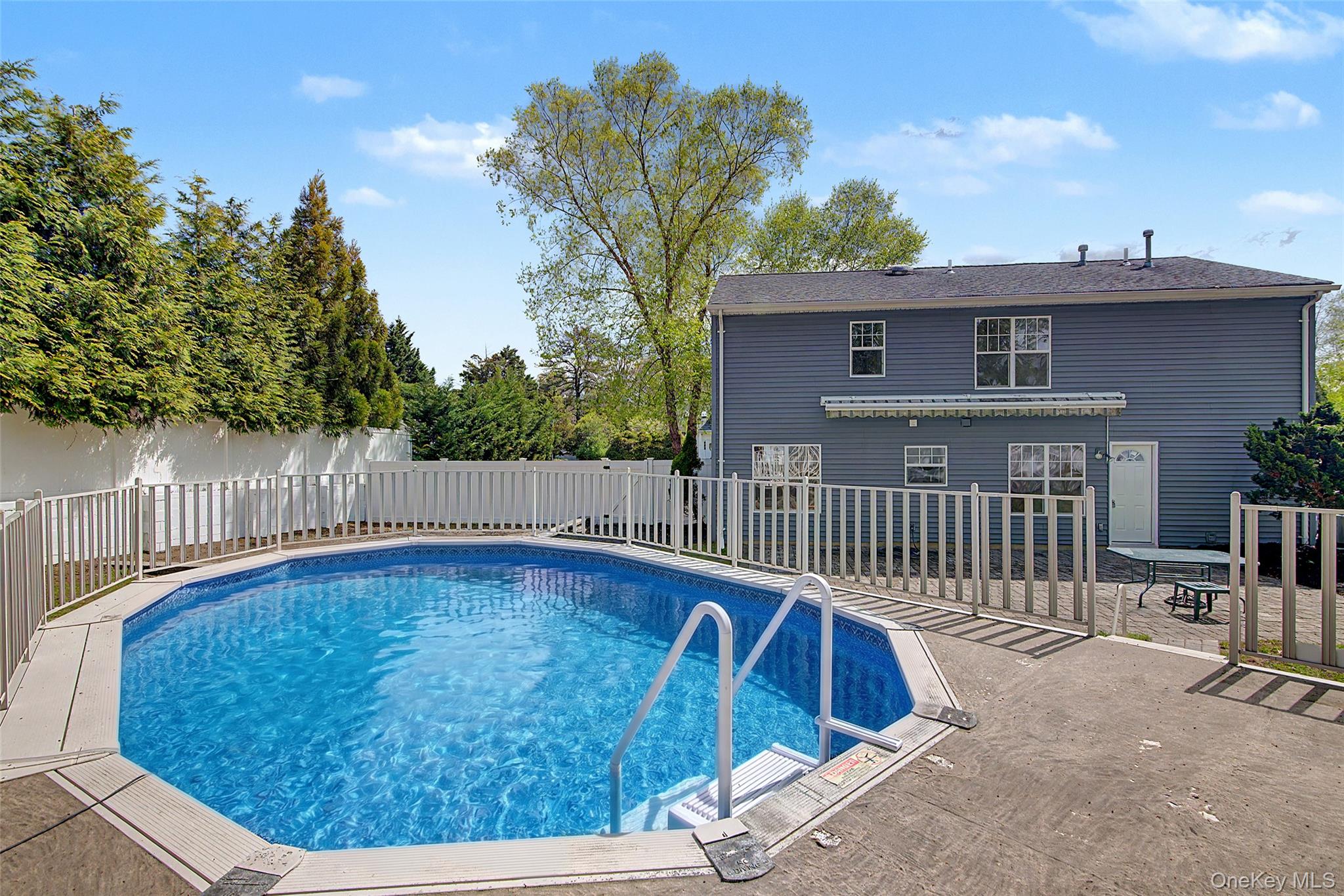 6 Lyons Lane Property Photo 34