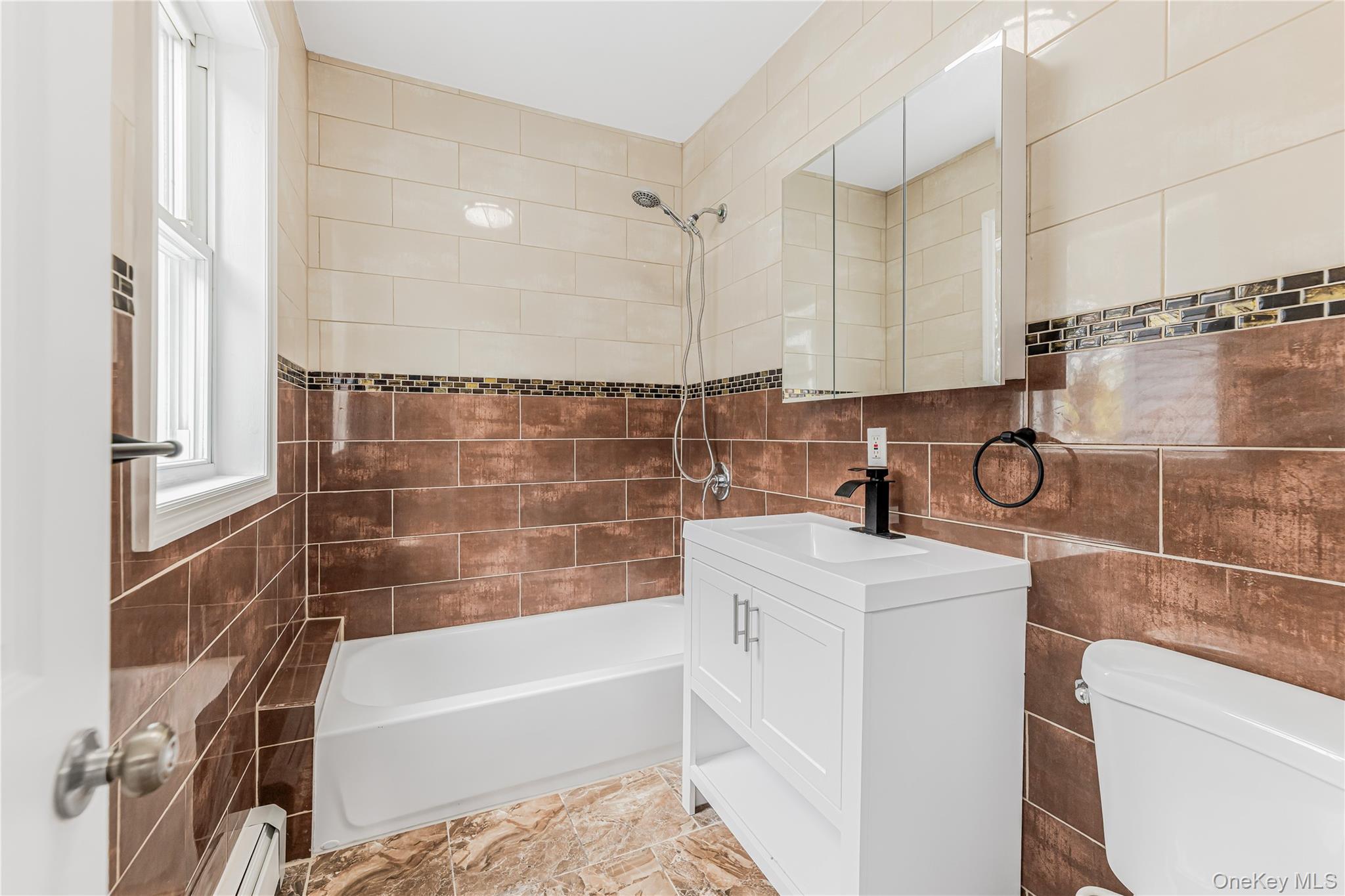 2215 Homer Avenue Property Photo 11