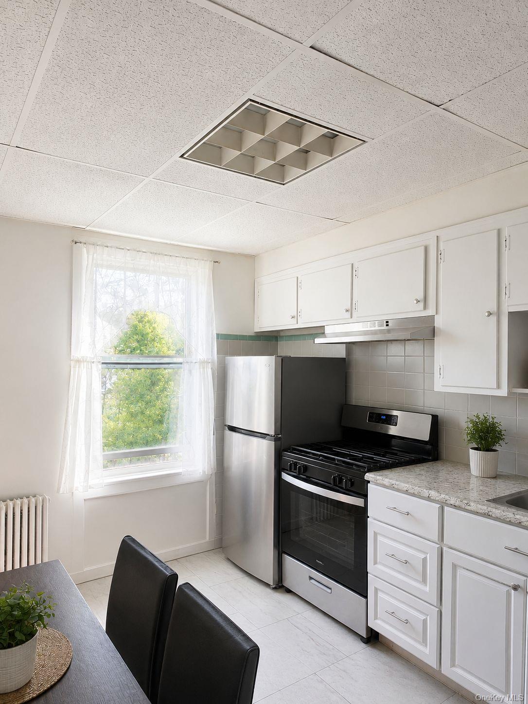 1442 Williamsbridge Road Property Photo 2