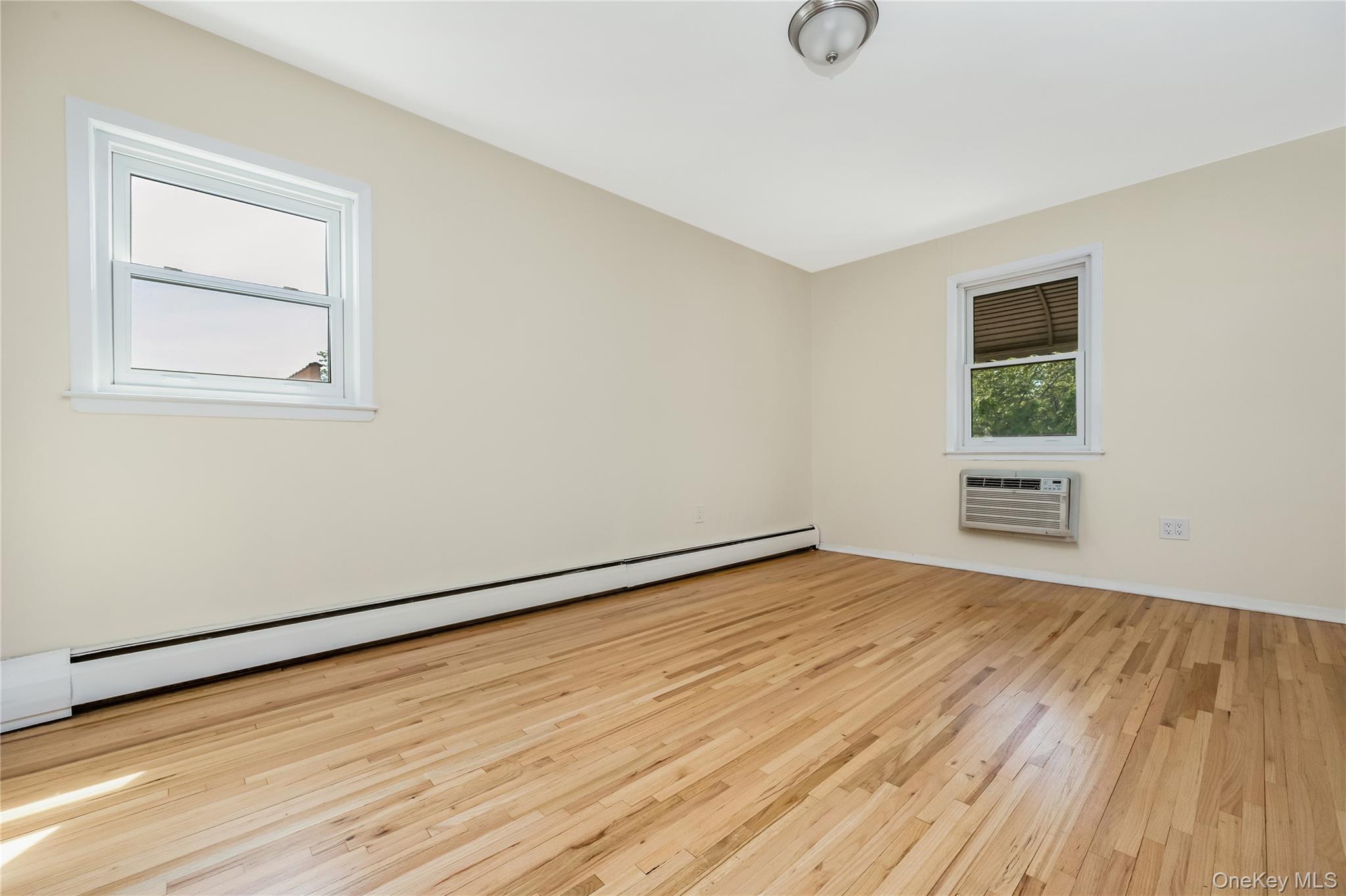 78-10 31st Avenue Property Photo 30