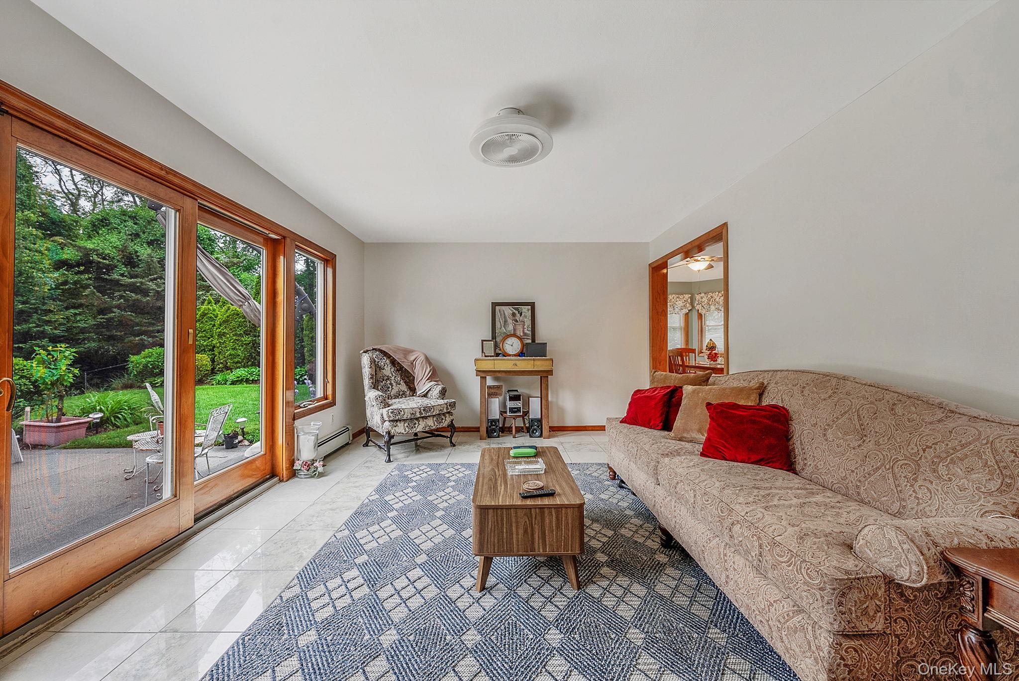 28 Manchester Boulevard Property Photo 7