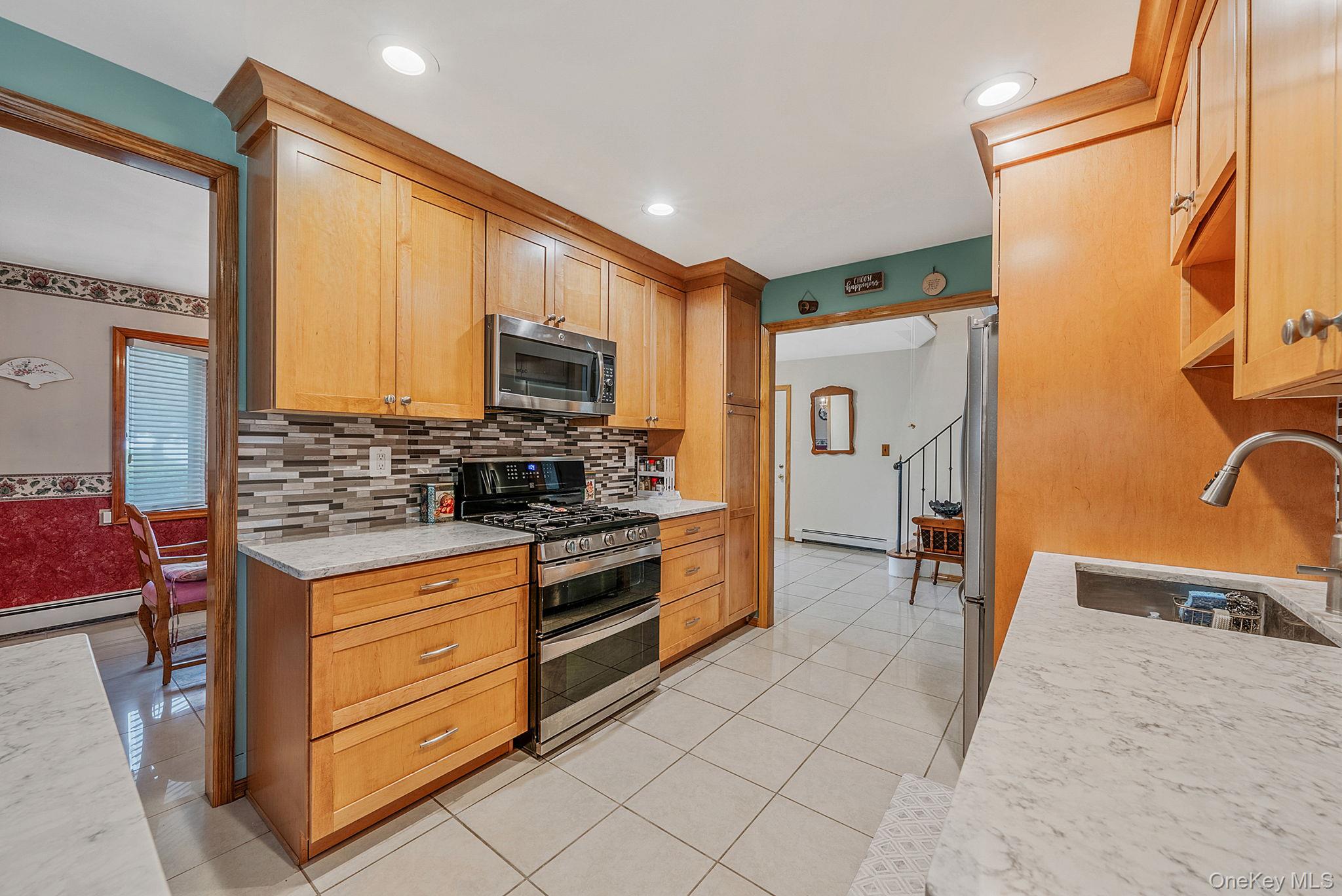 28 Manchester Boulevard Property Photo 9