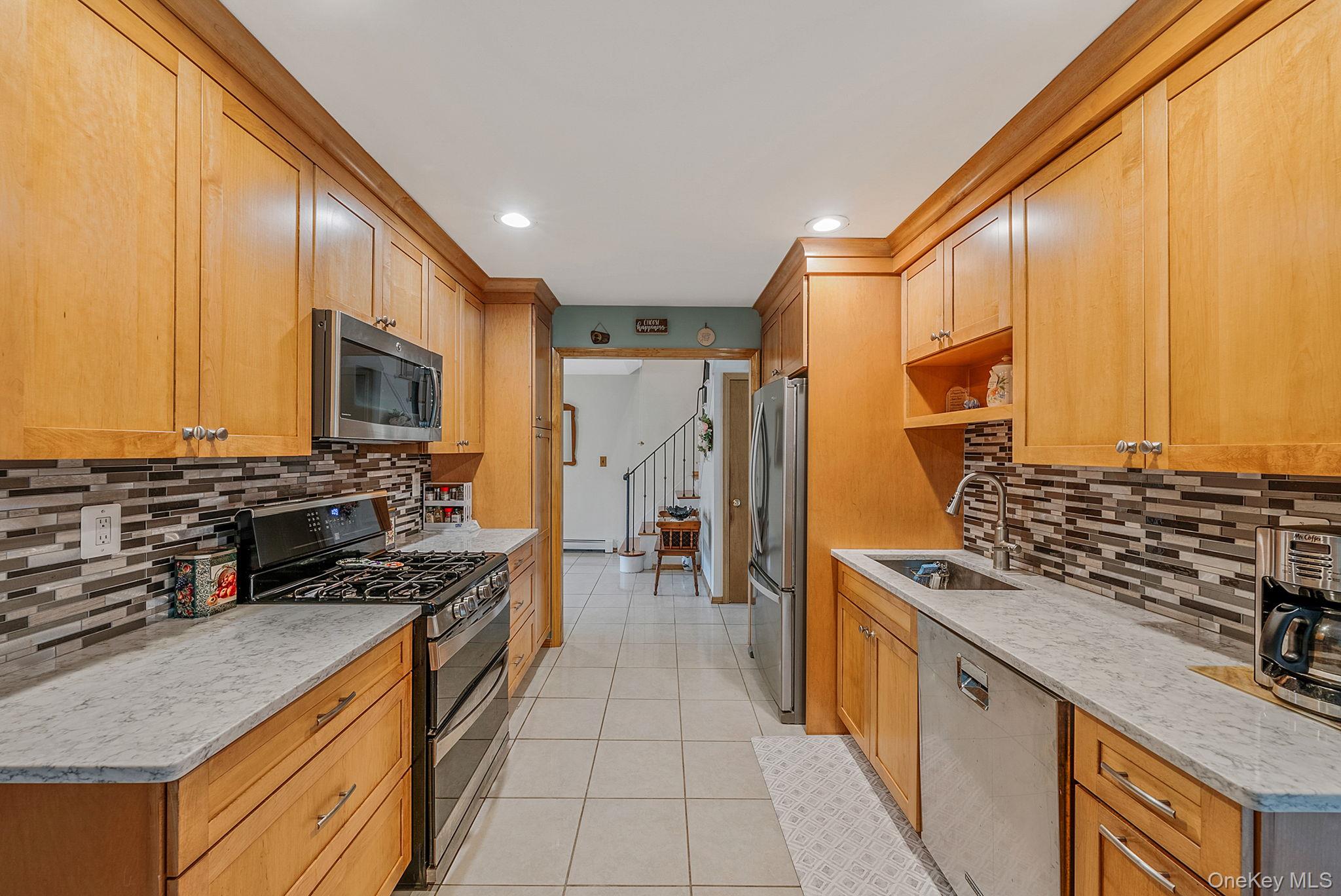28 Manchester Boulevard Property Photo 11