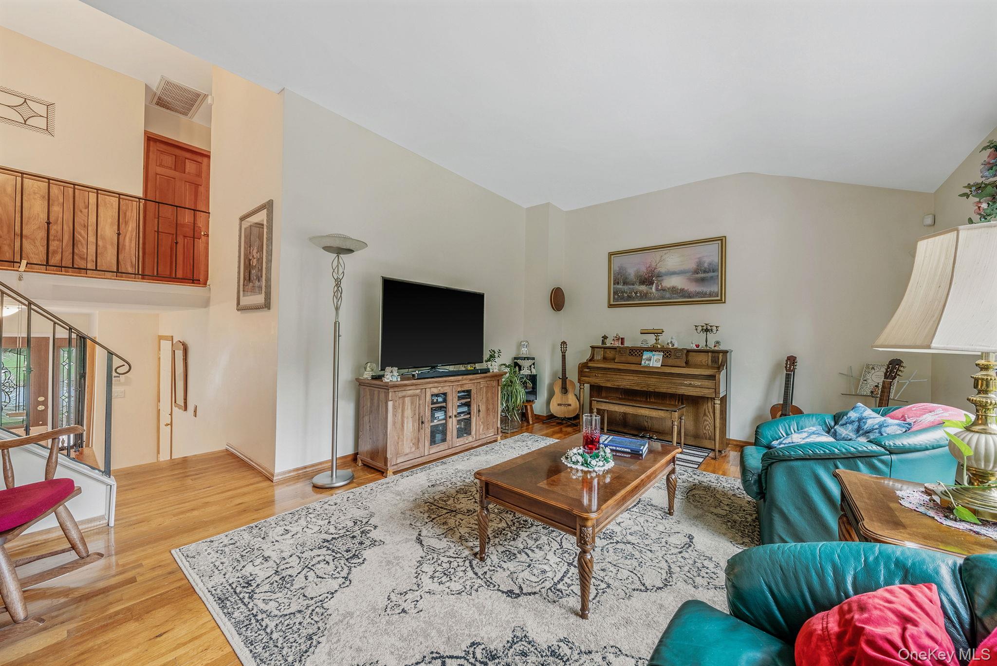 28 Manchester Boulevard Property Photo 15