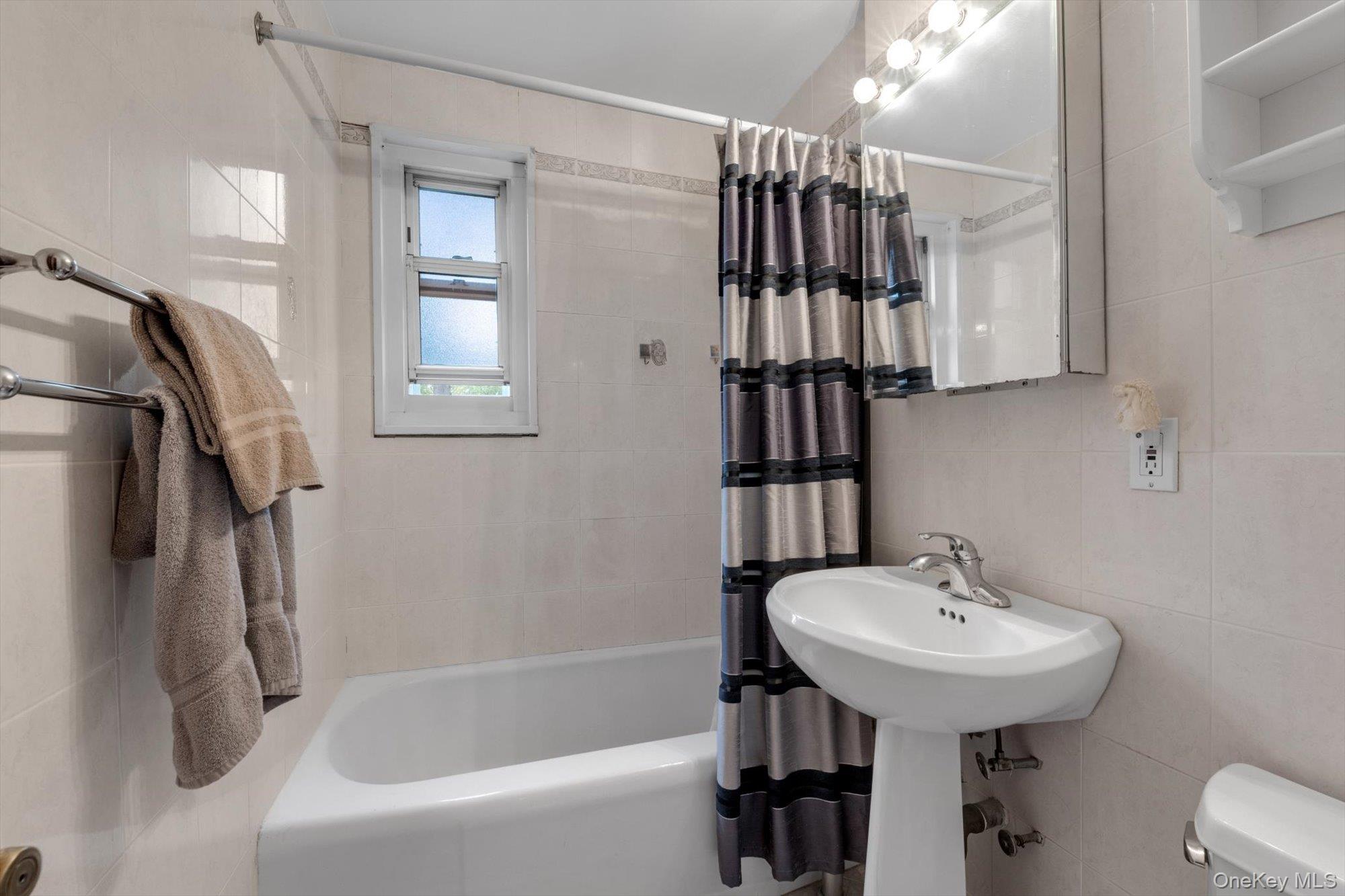 255-14 61st Avenue #3-911 Property Photo 10