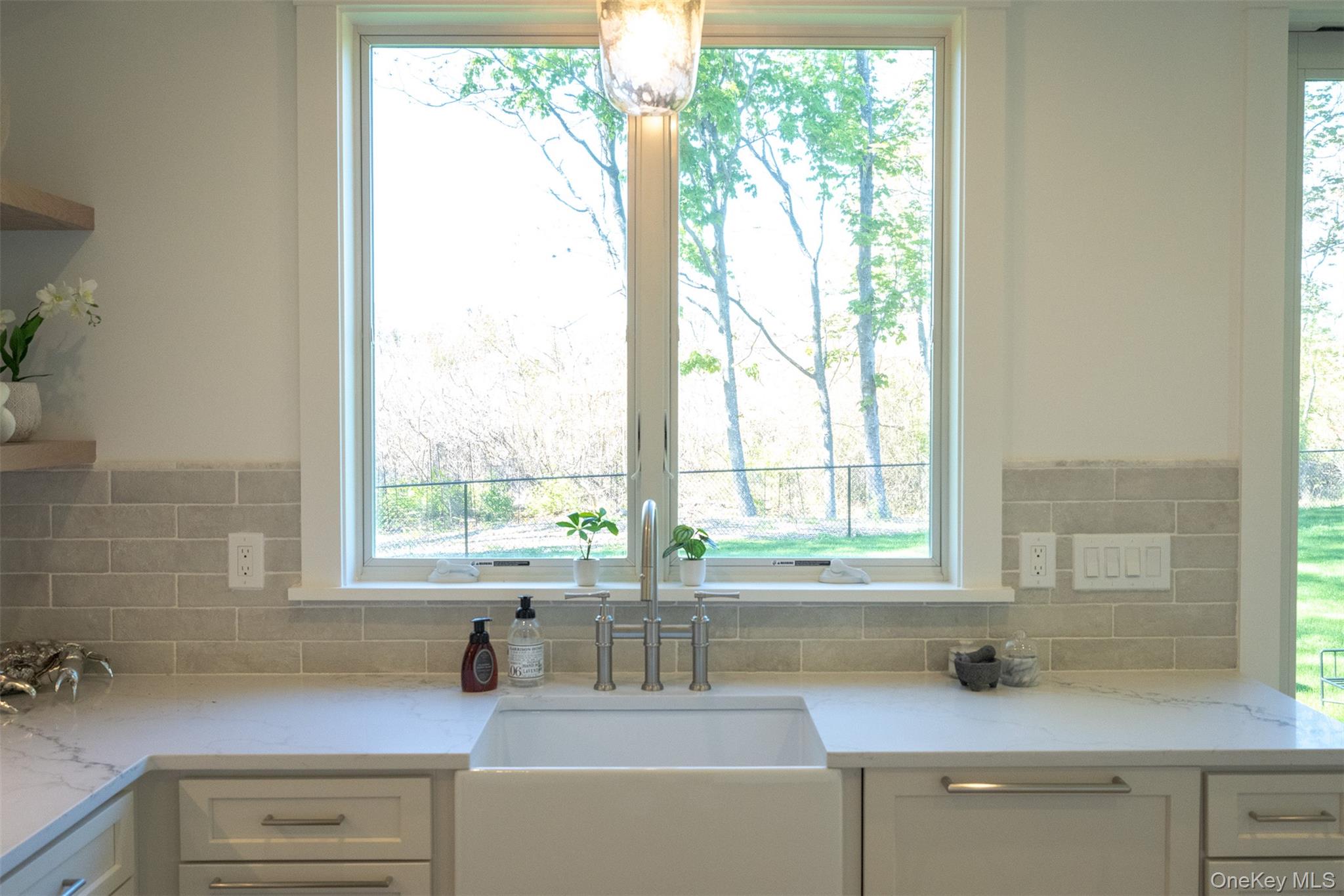 550 Madison Avenue Property Photo 7