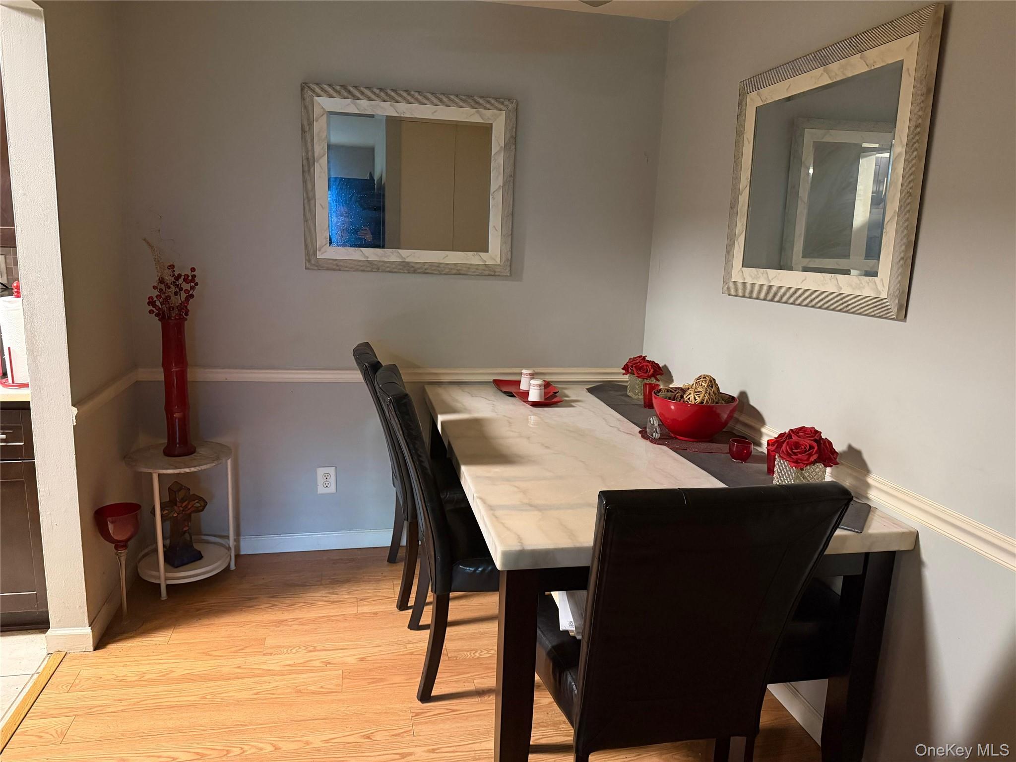 42 Richmond Boulevard 1b Property Photo 6