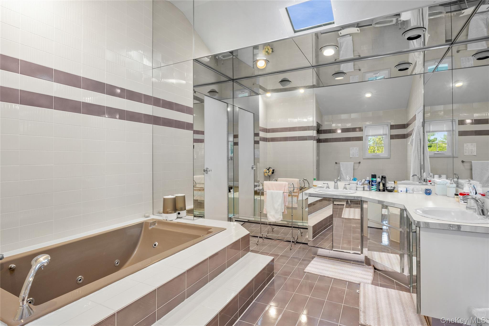 16 Cabriolet Lane Property Photo 26