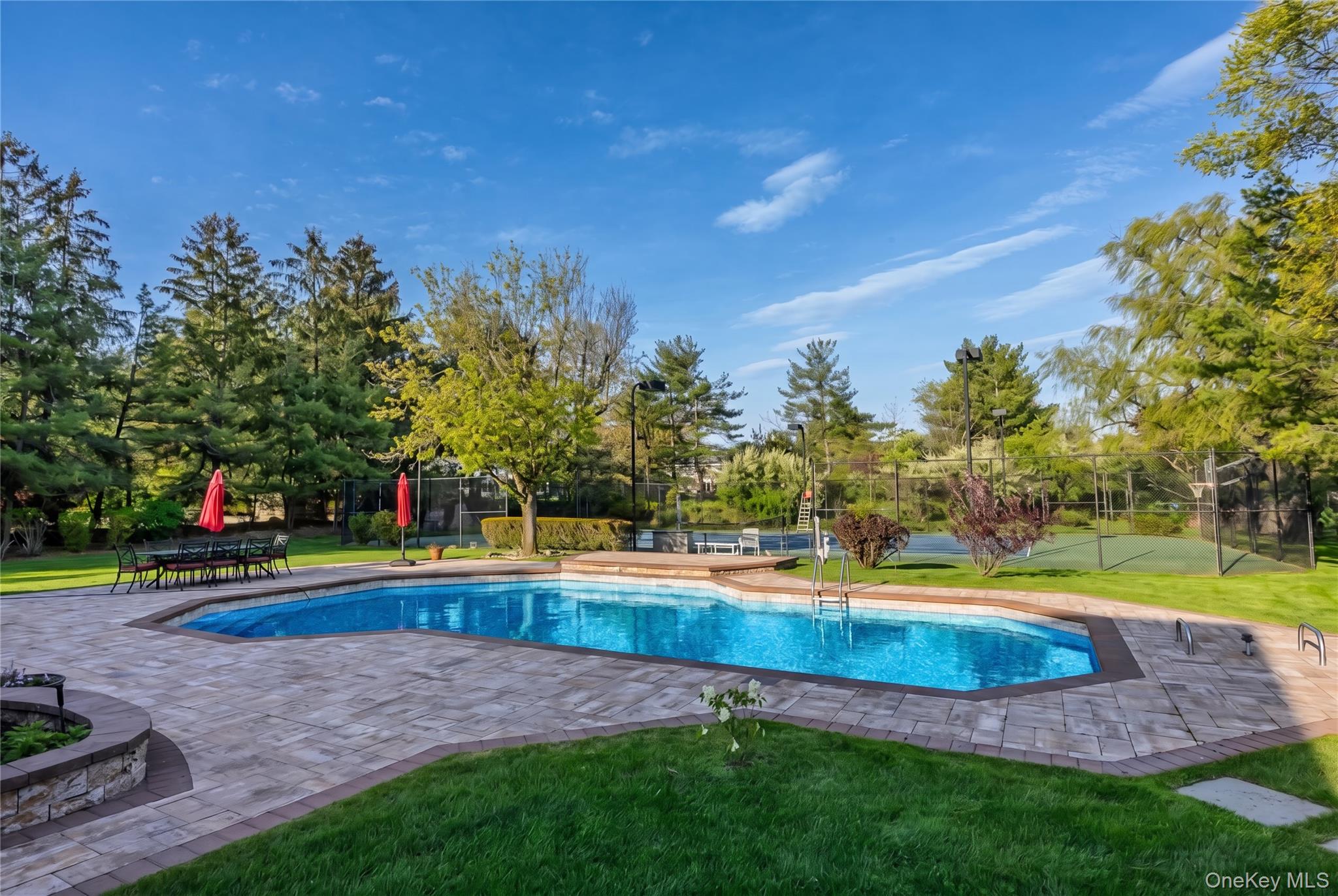 16 Cabriolet Lane Property Photo 34