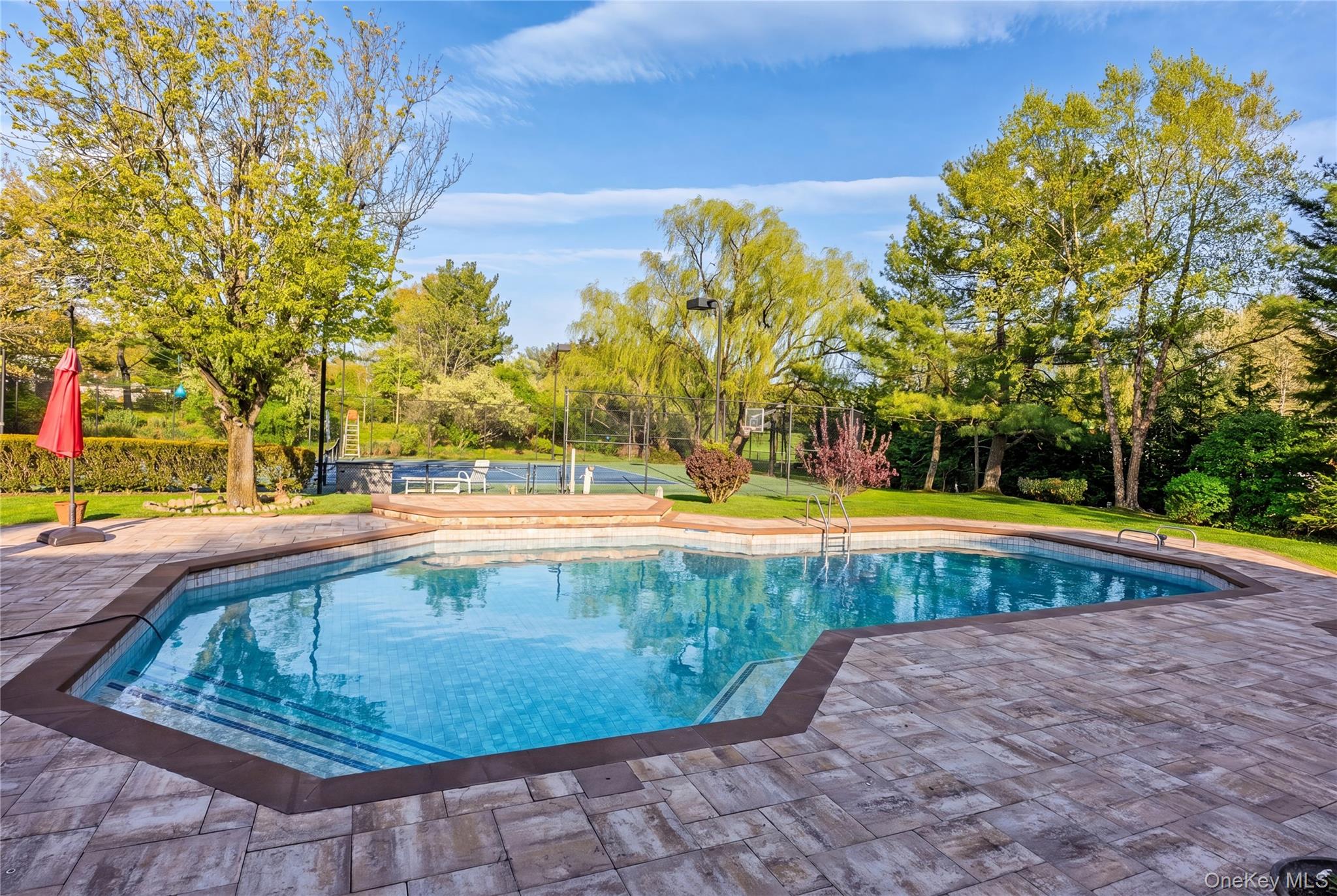 16 Cabriolet Lane Property Photo 35