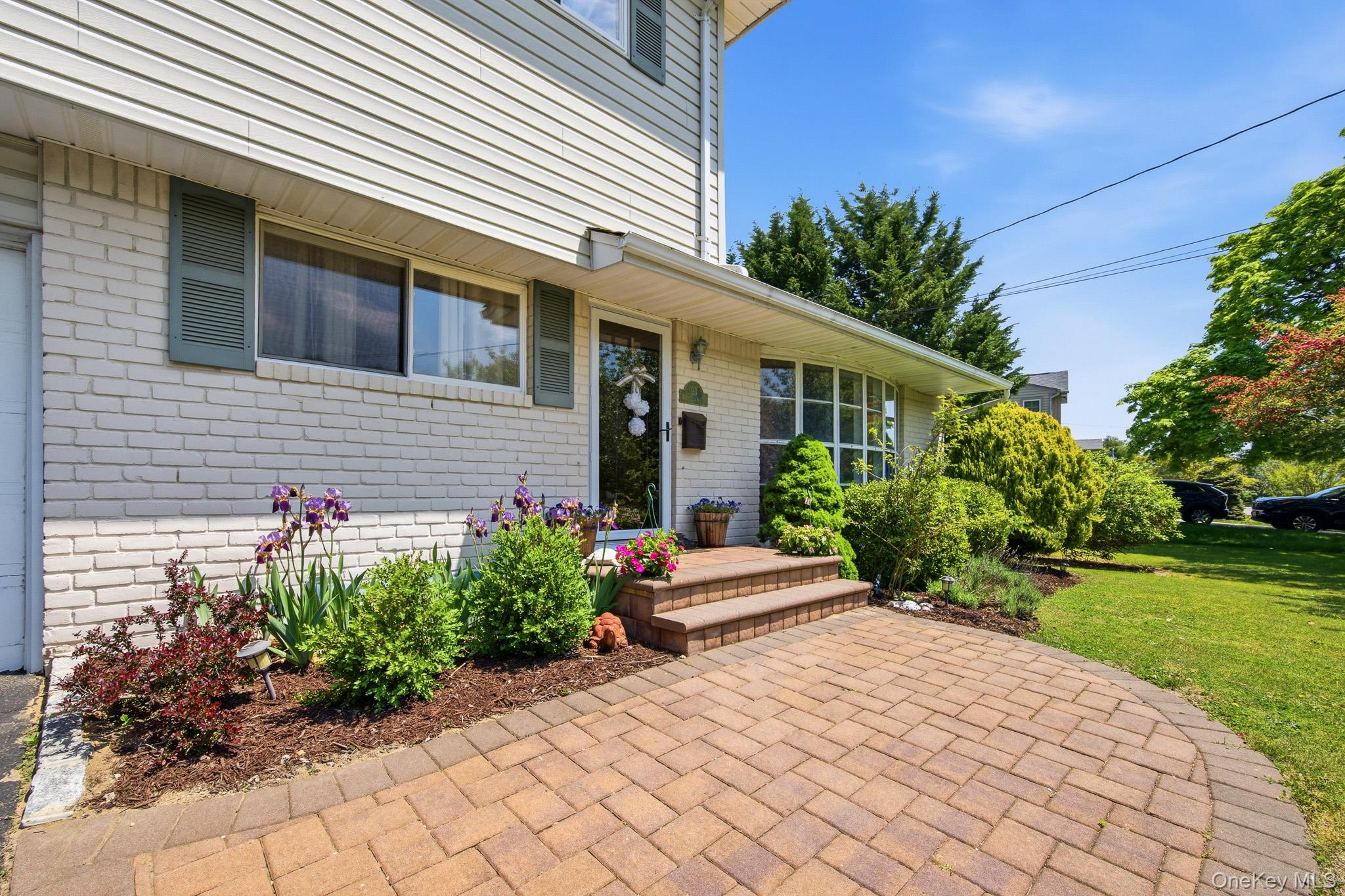 23 Riverdale Avenue Property Photo 4