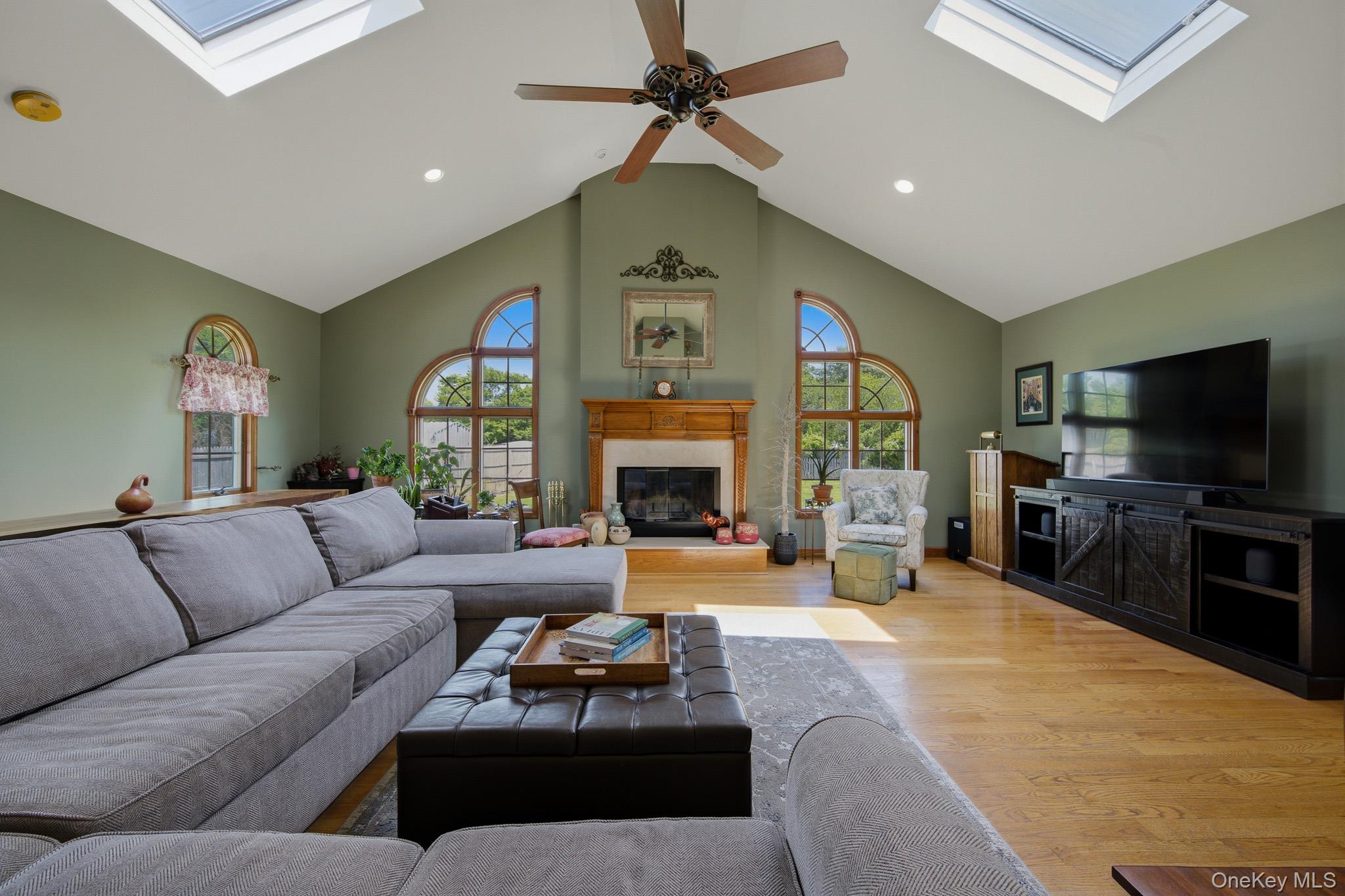 23 Riverdale Avenue Property Photo 11