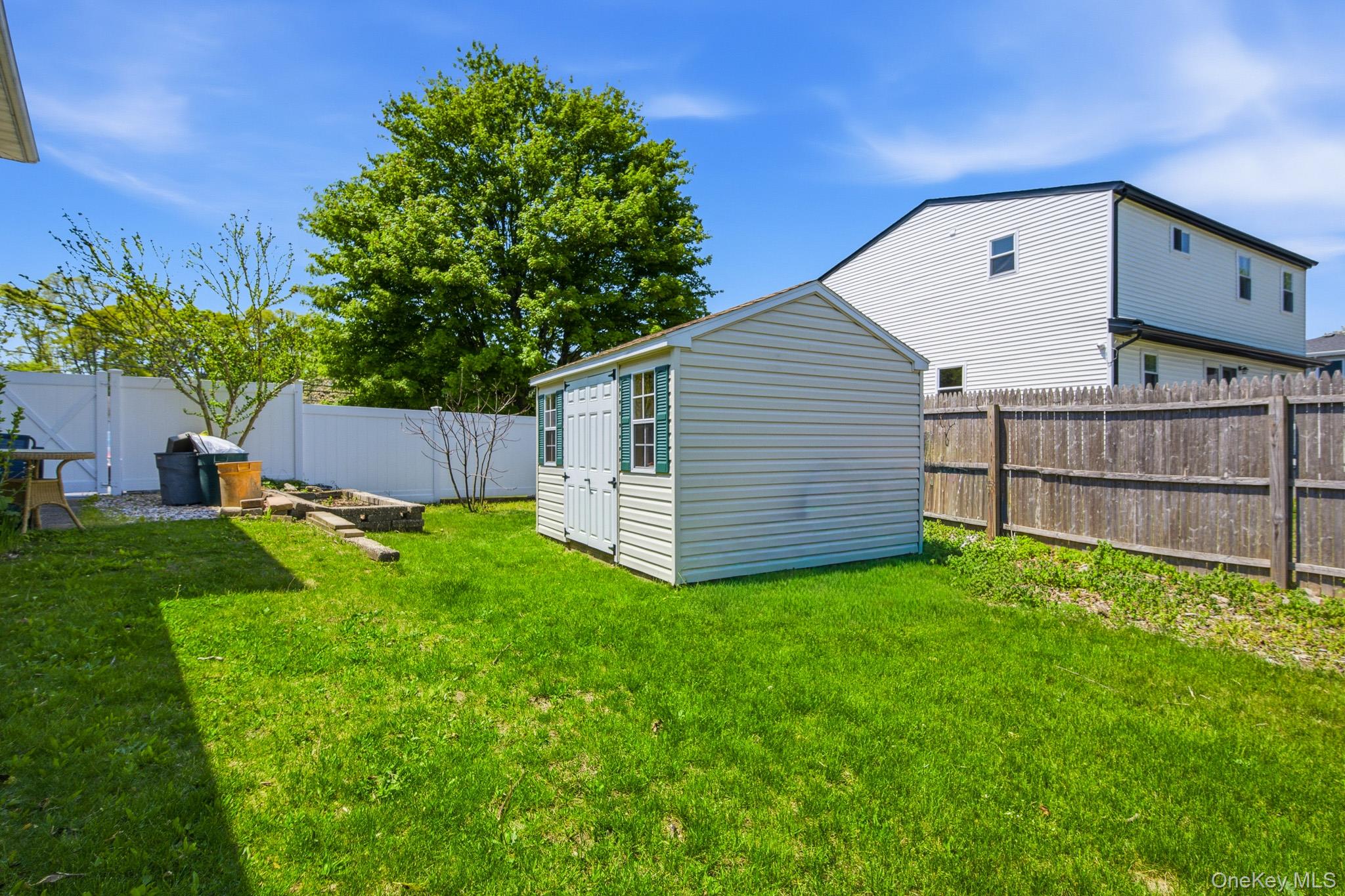 23 Riverdale Avenue Property Photo 28