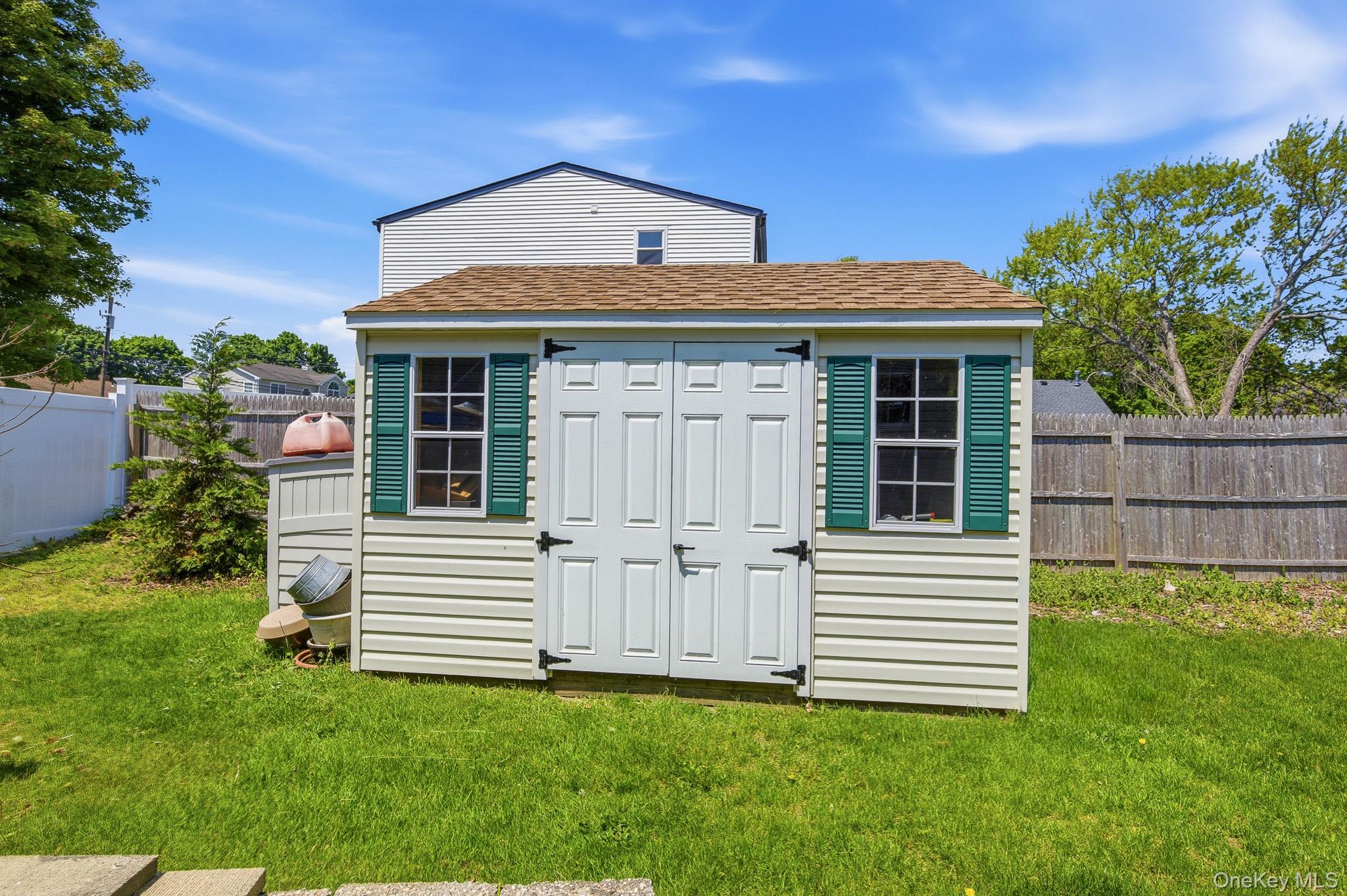 23 Riverdale Avenue Property Photo 29