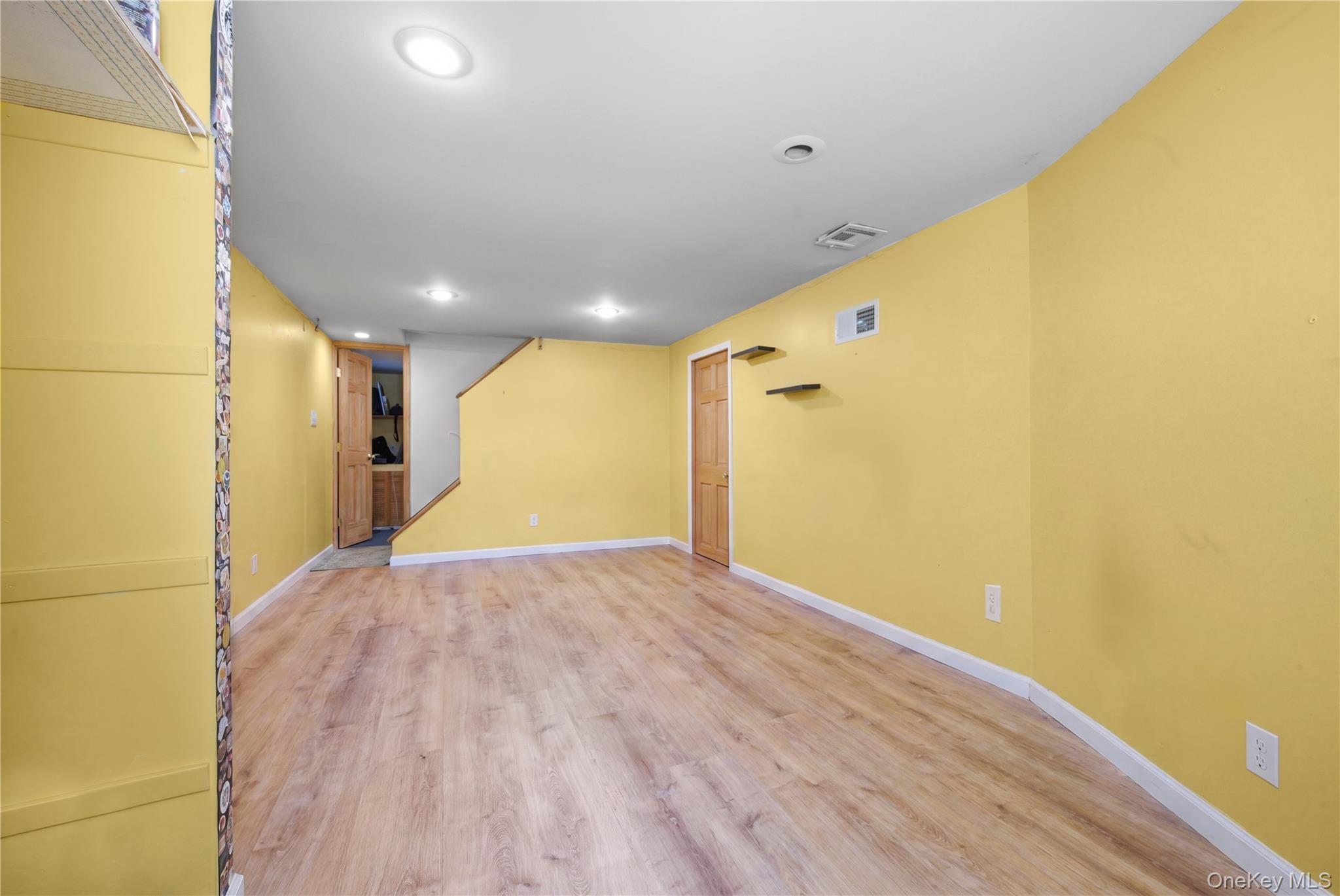 23 Riverdale Avenue Property Photo 34