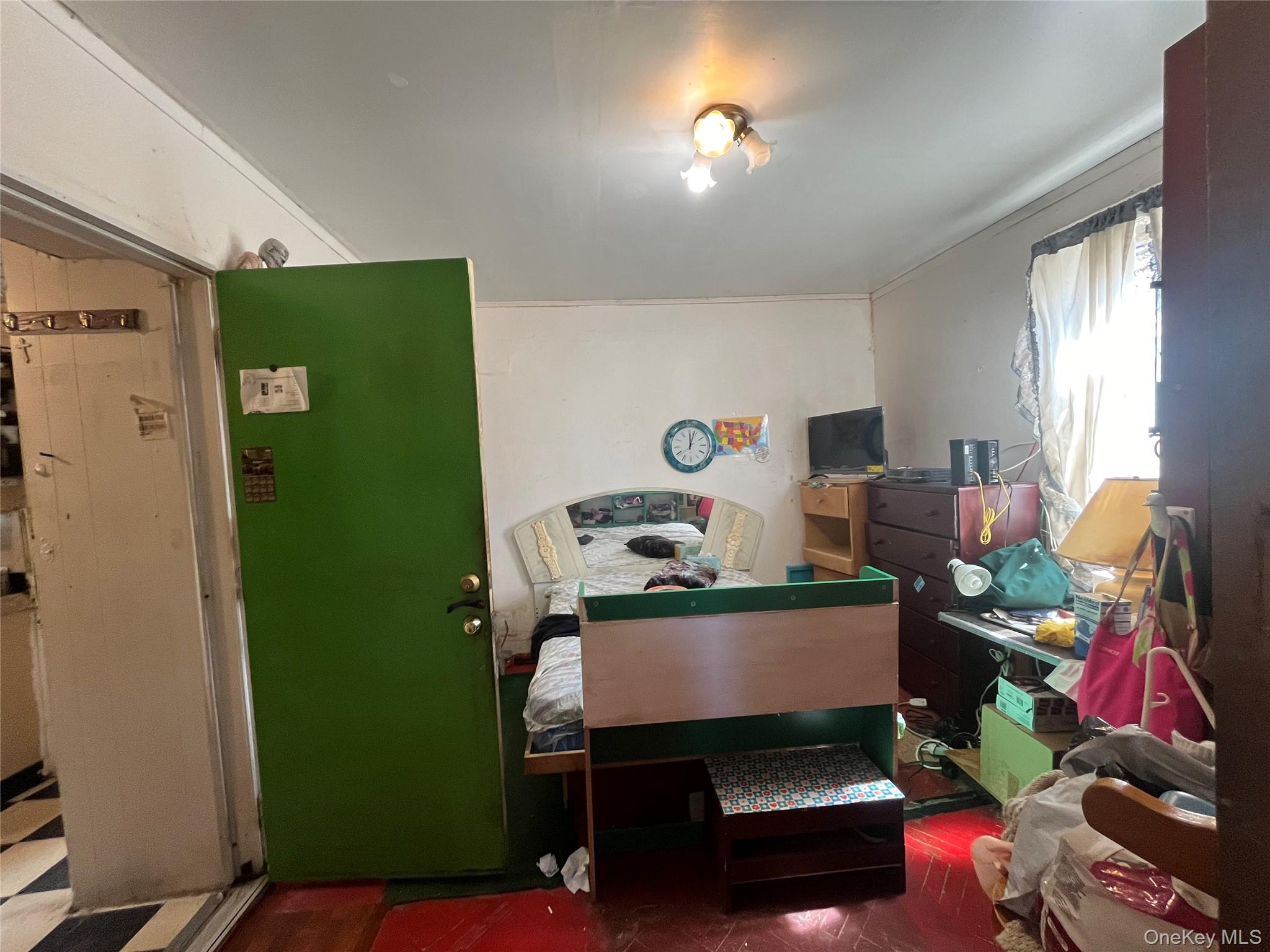 10438 202nd Street Property Photo 5