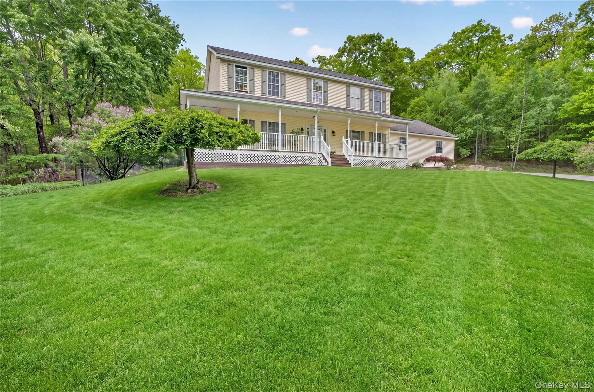 4 Clover Lane Property Photo 1