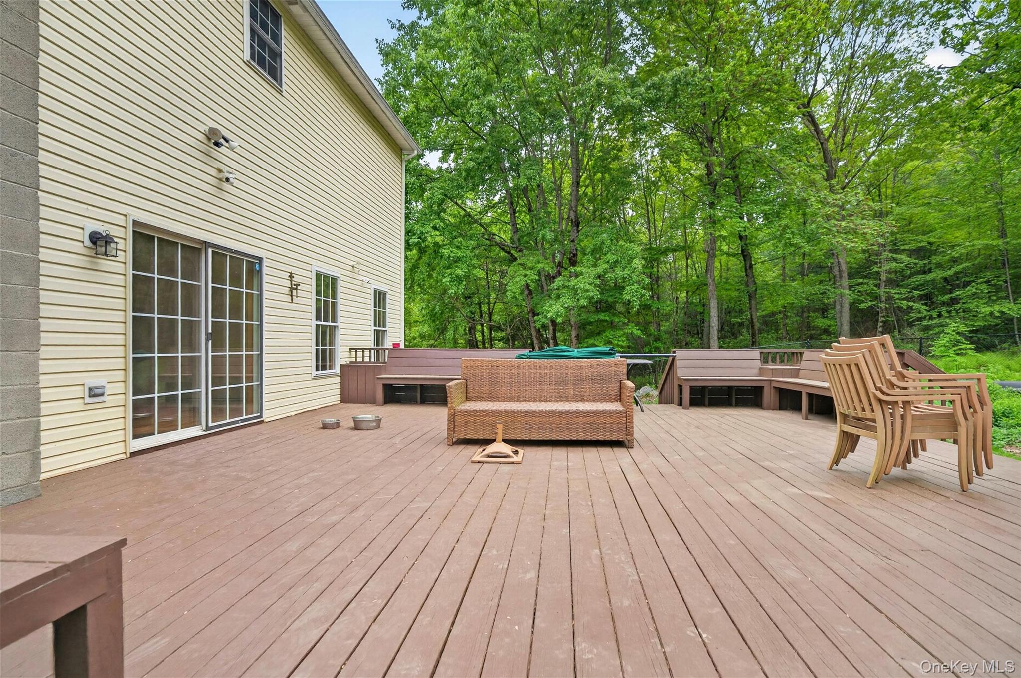 4 Clover Lane Property Photo 35