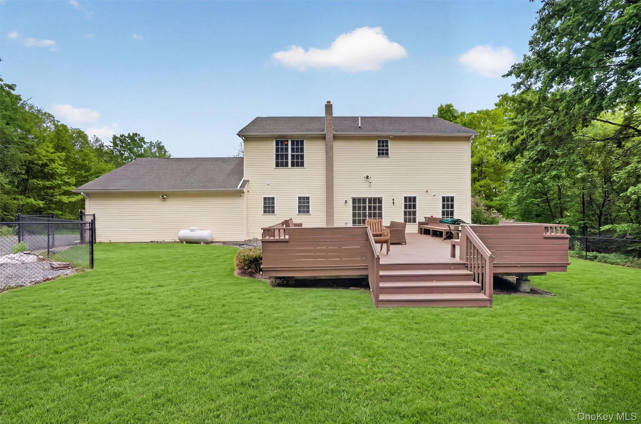 4 Clover Lane Property Photo 37