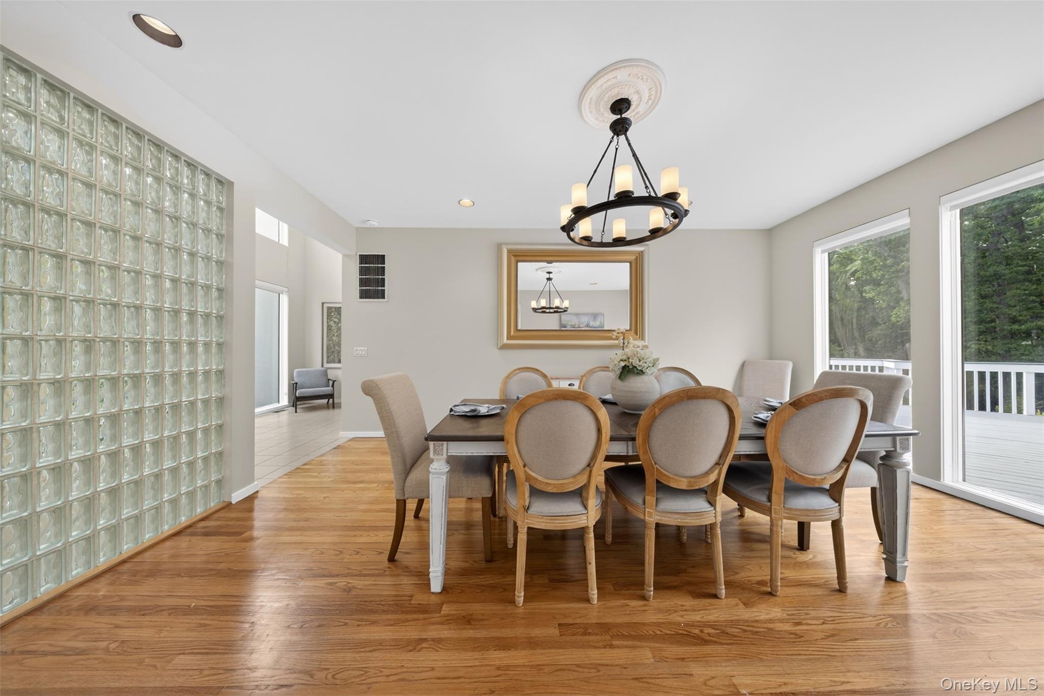 80 Tall Oak Crescent Property Photo 11