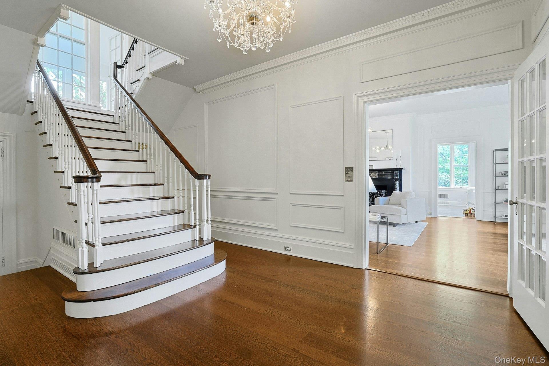 7 Forest Circle Property Photo 6
