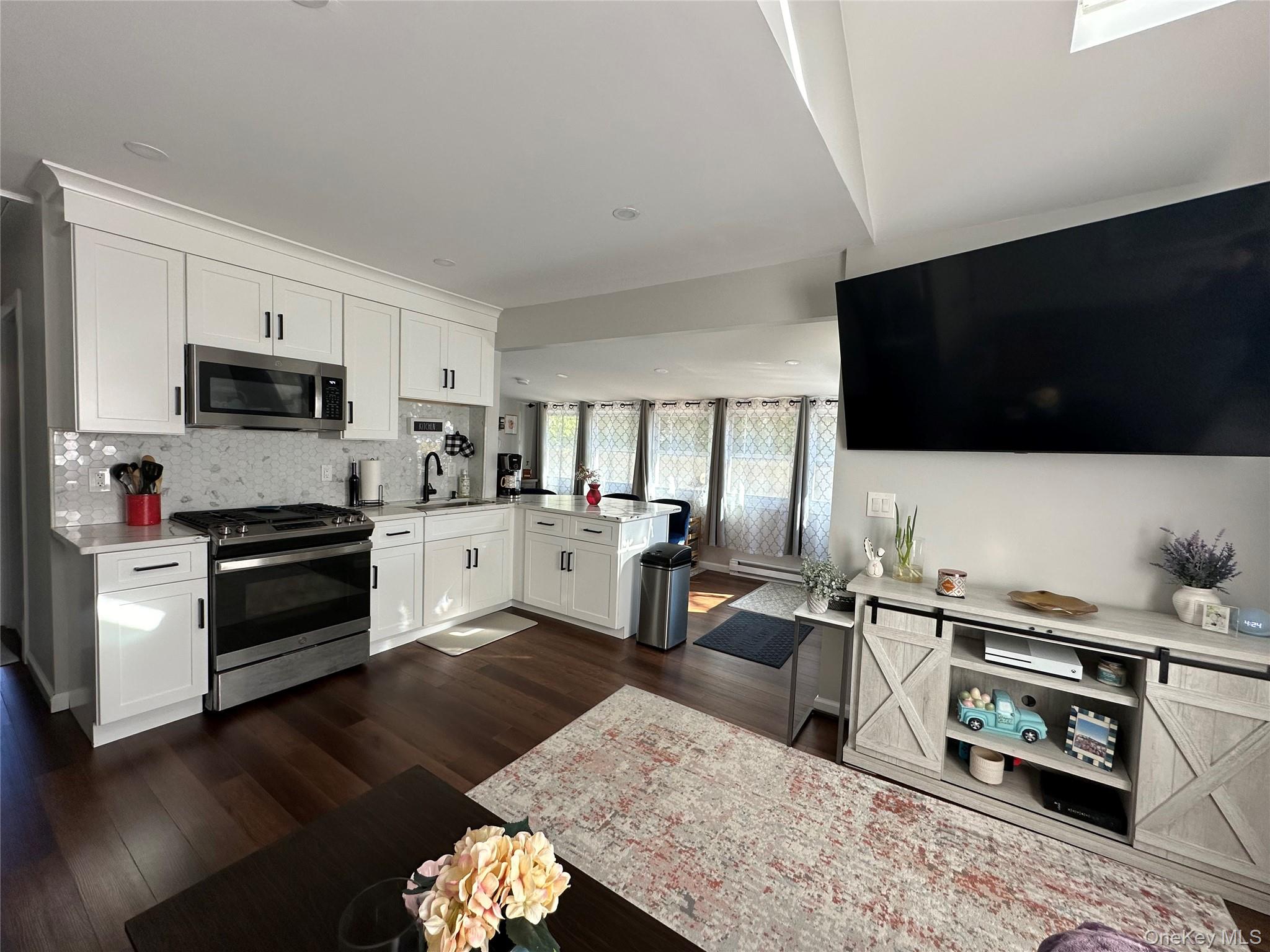 20 Melnick Place Property Photo 2