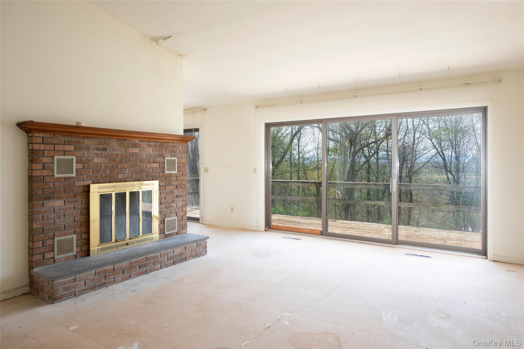 97 Spencer Drive Property Photo 5