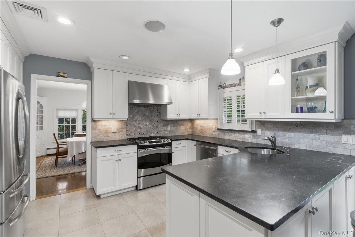 8 Prospect Avenue Property Photo 14