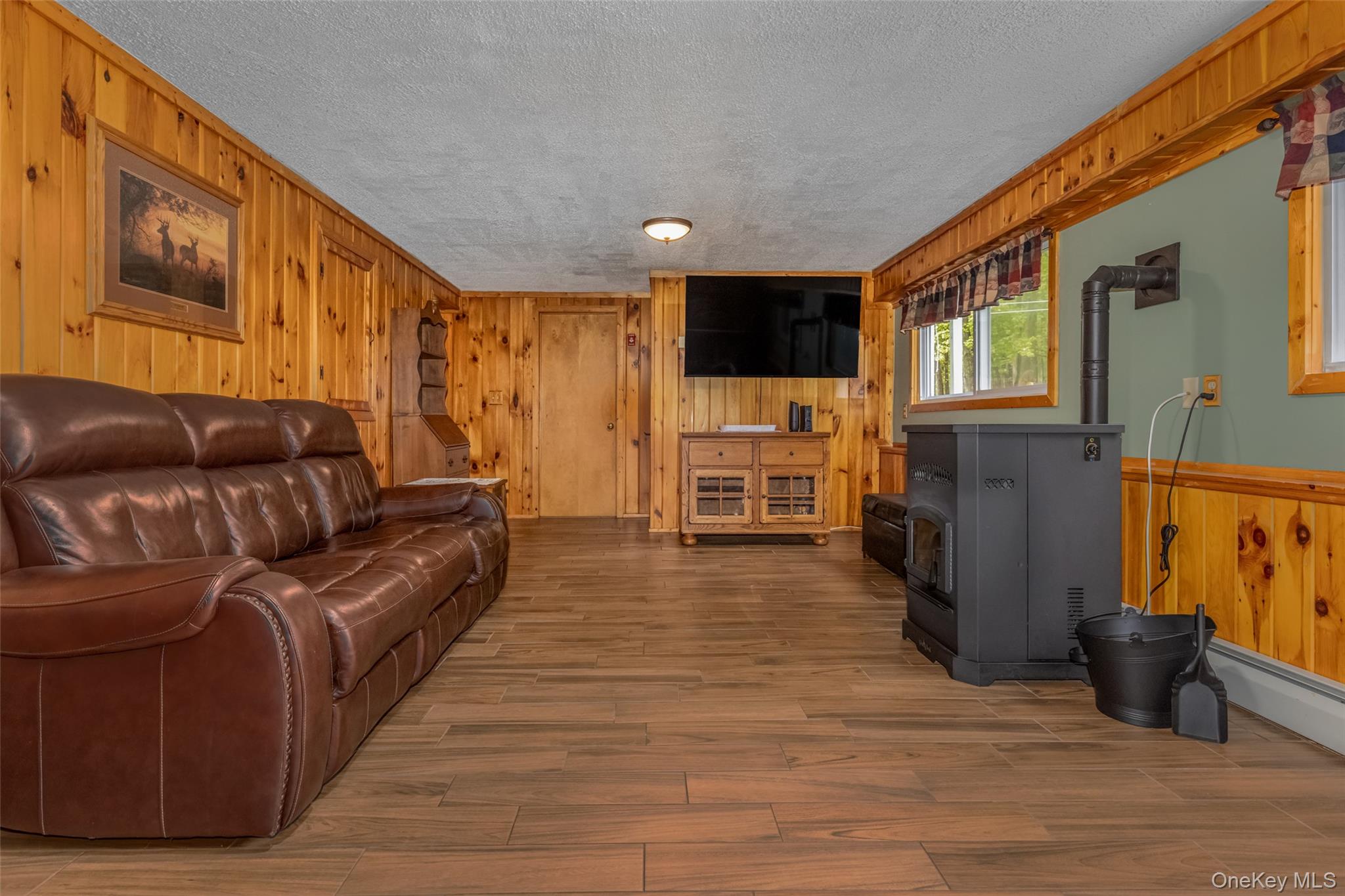 110 Cottontail Lane Property Photo 20