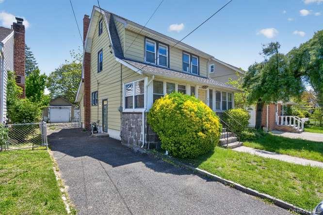 191 Rockaway Parkway Property Photo 2