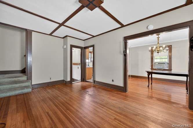 191 Rockaway Parkway Property Photo 6