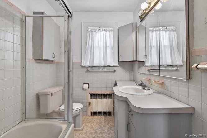 191 Rockaway Parkway Property Photo 17