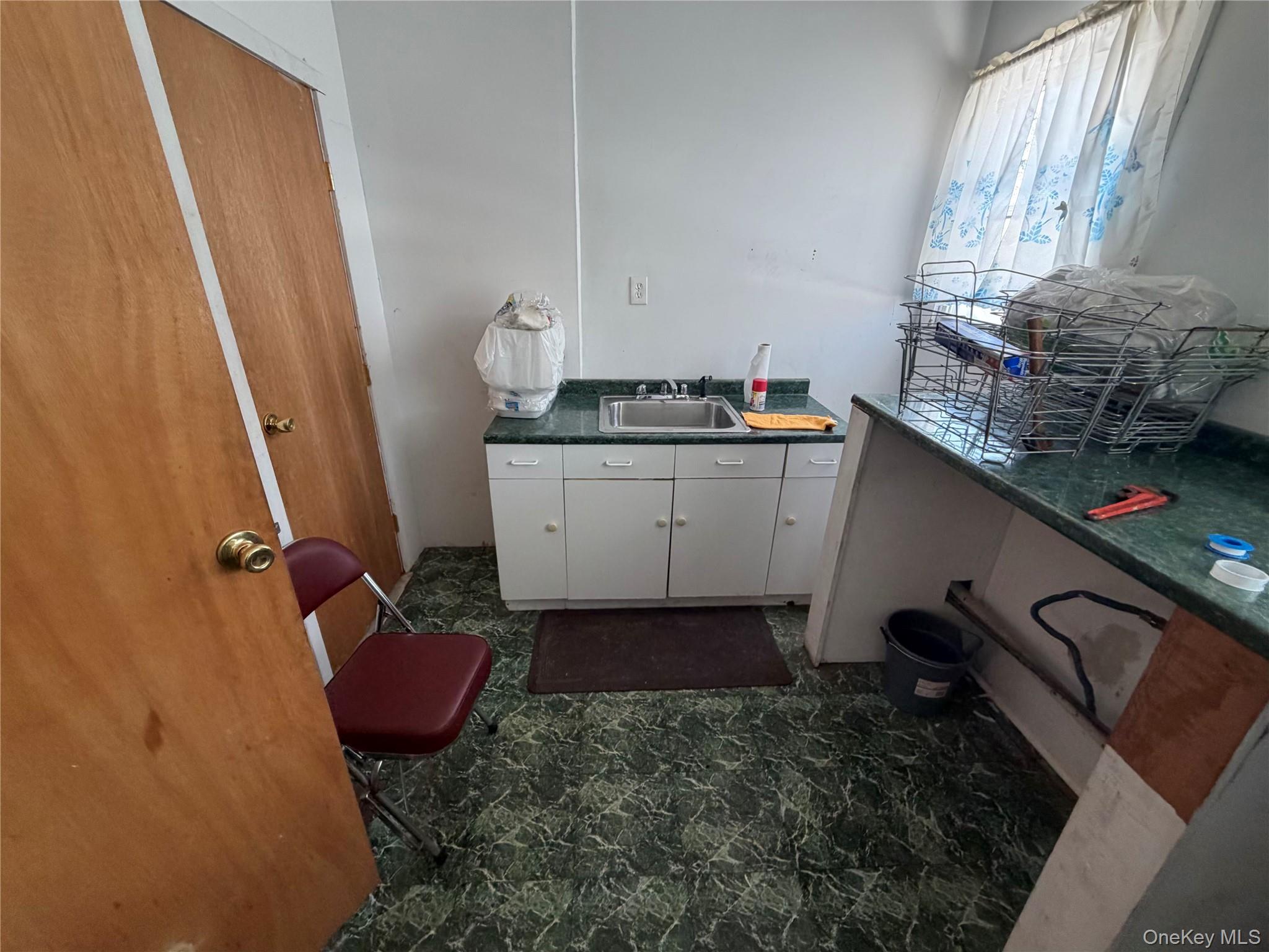 452 S 7th Avenue Property Photo 18