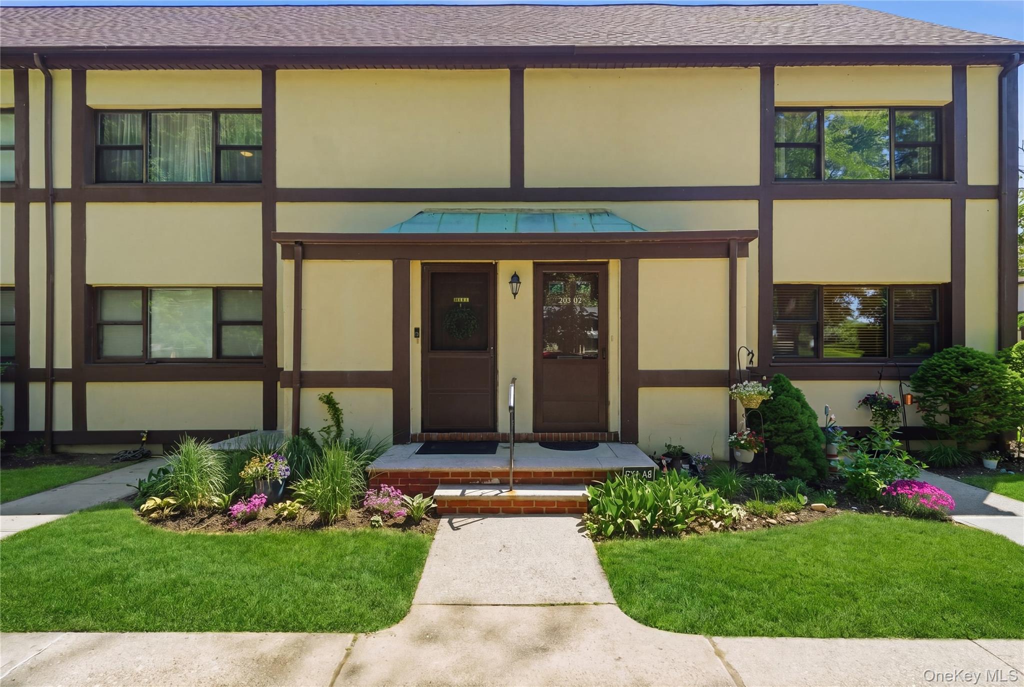 286 Cherry Valley Avenue A2