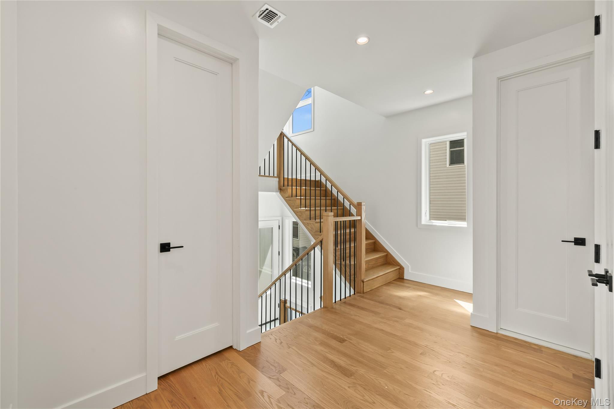37 Ewing Avenue 201 Property Photo 11