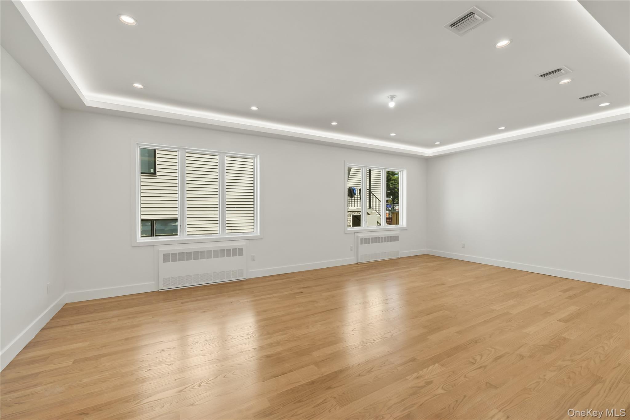 37 Ewing Avenue 201 Property Photo 14