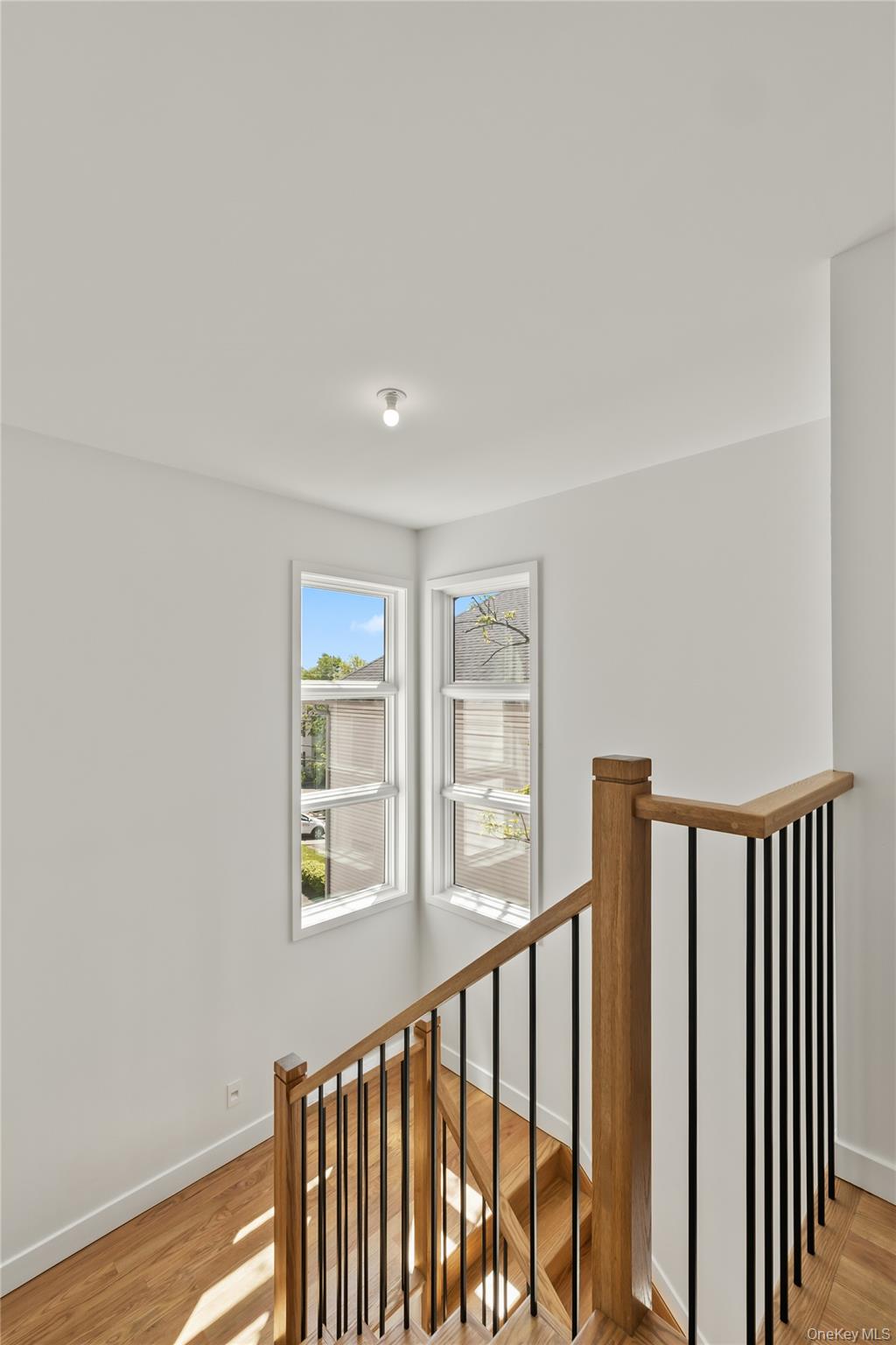 37 Ewing Avenue 201 Property Photo 23